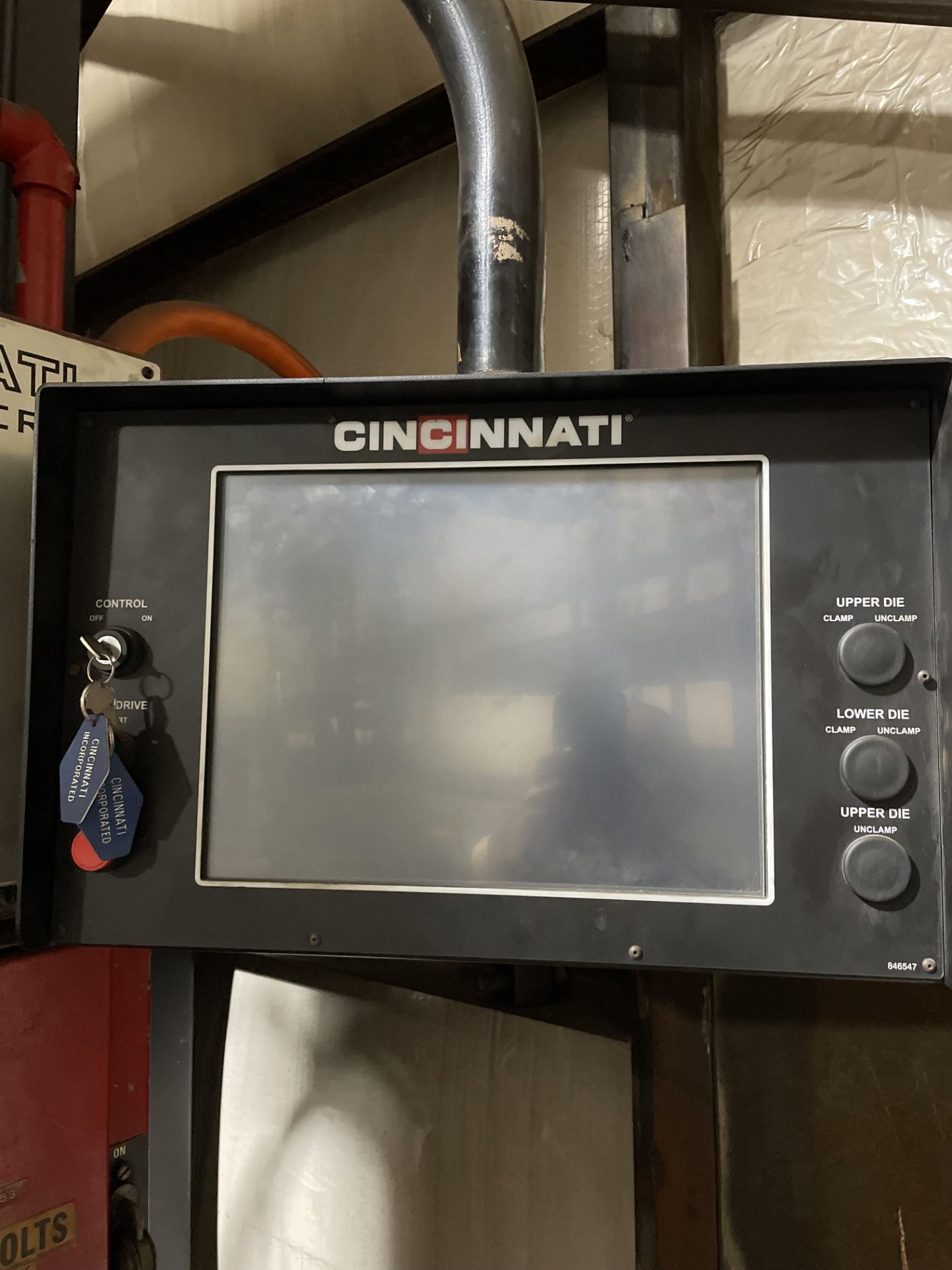 (1) Cincinnati 350 FM x 10’ Hydraulic Press Brake s/n 43284, 12” Stroke, 350 Ton, Control - Image 7 of 12