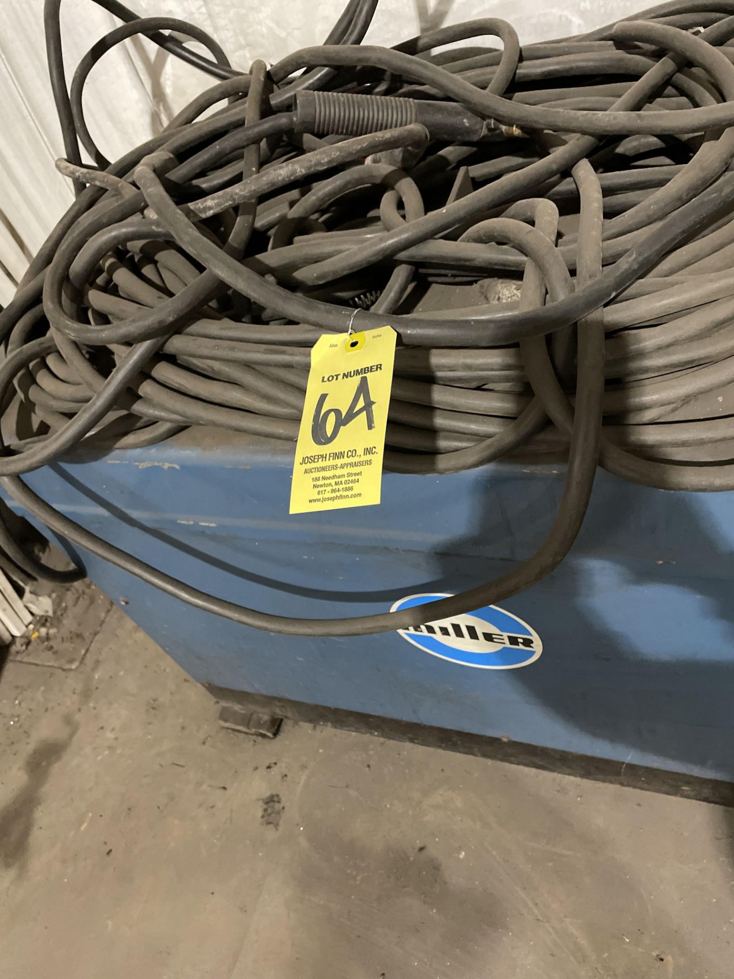 (1) Miller Gold Star 600 SS Welder