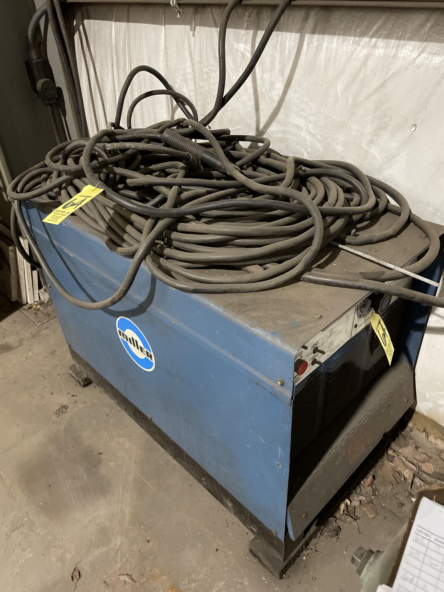 (1) Miller Gold Star 600 SS Welder - Image 2 of 4