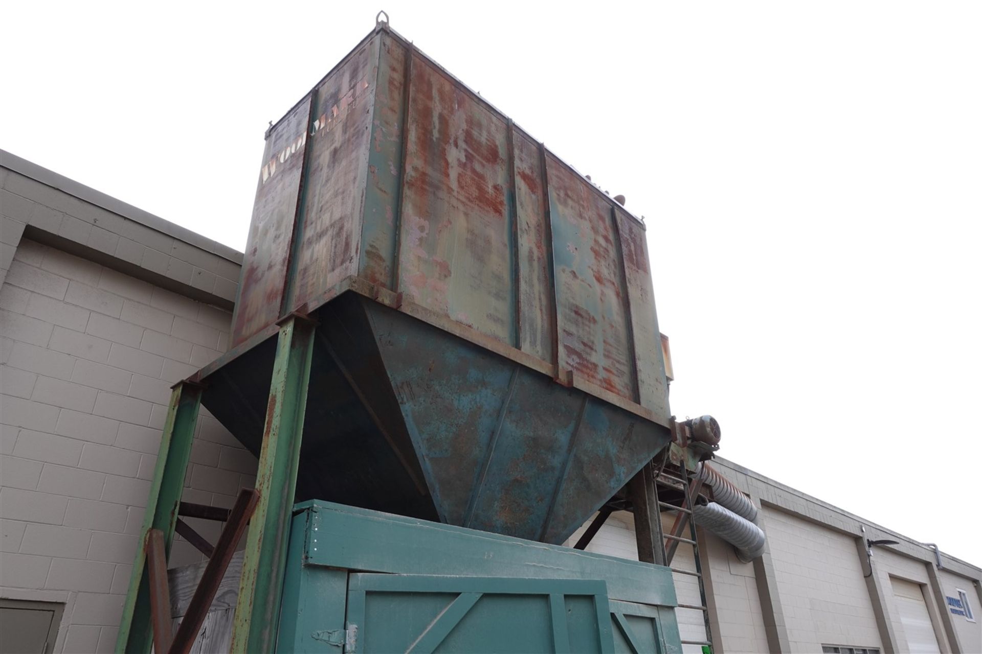 DUST COLLECTOR, BAG HOUSE TYPE, EXTERIOR, ON STAND W/ELECTRICS, 25 HP, 208/230/460V - Image 2 of 3