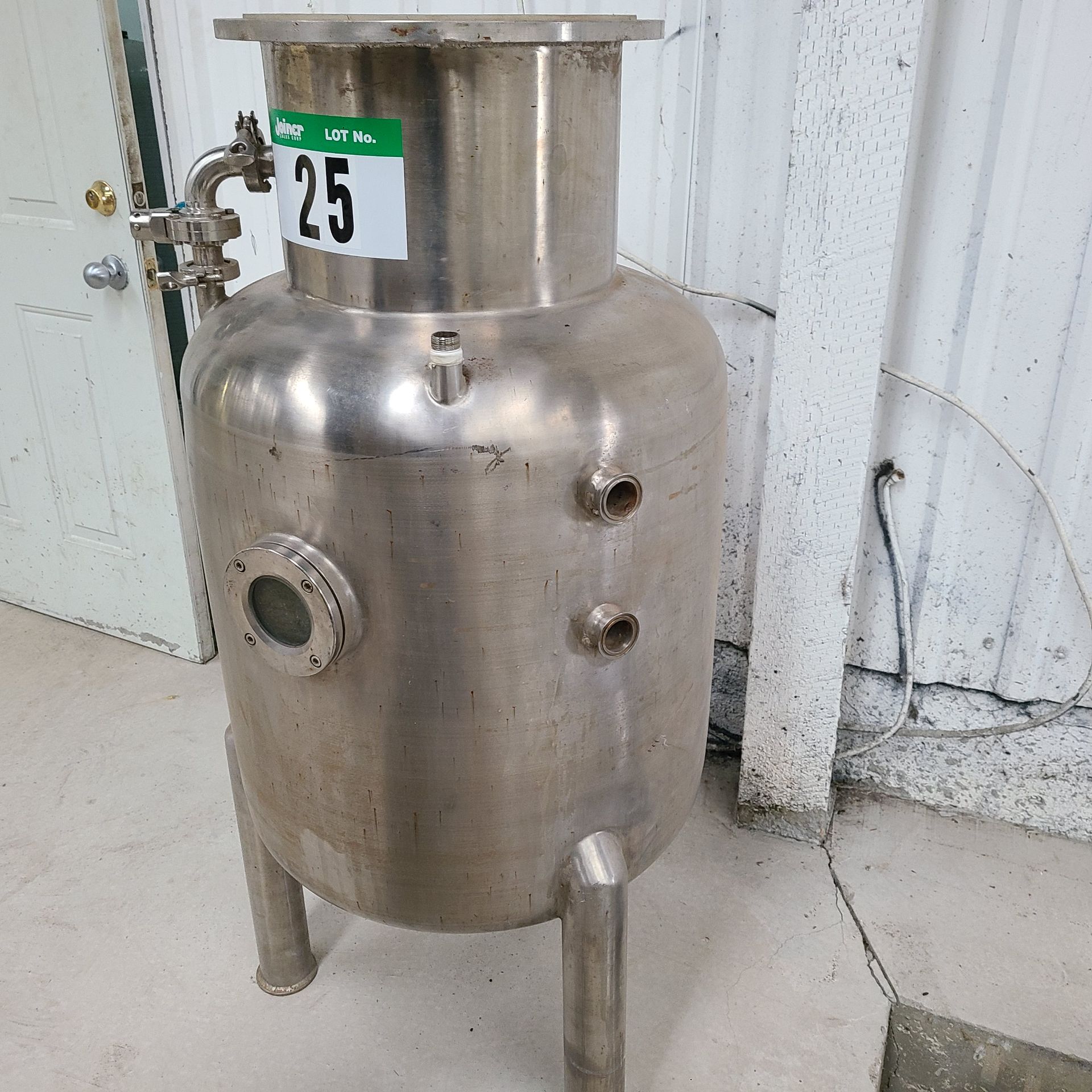 SS TANK UNIT 52 IN. TOTAL HEIGHT, 22 IN. DIA. x 30 IN. H TANK - Image 4 of 4