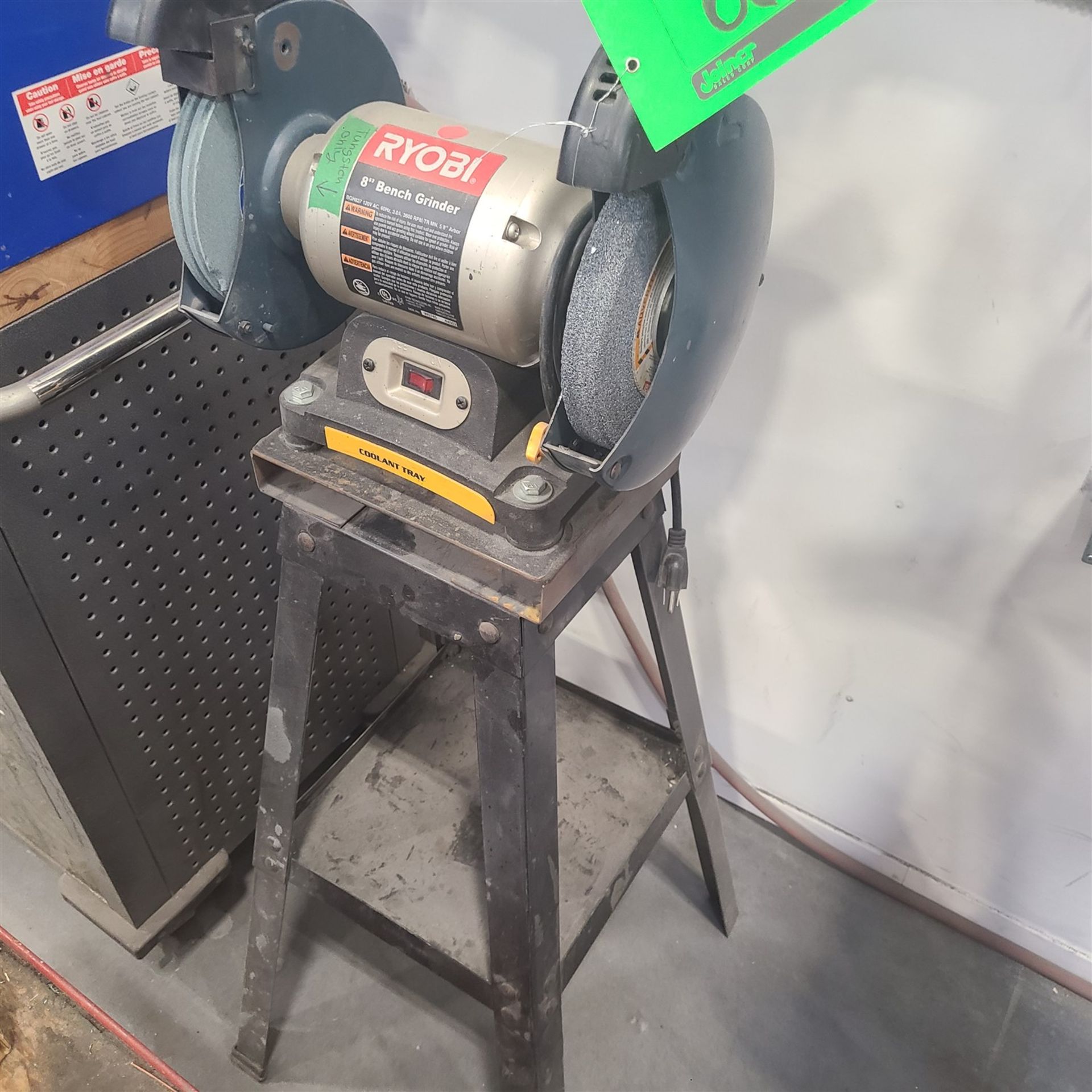 RYOBI 8 IN. BENCH GRINDER ON STAND