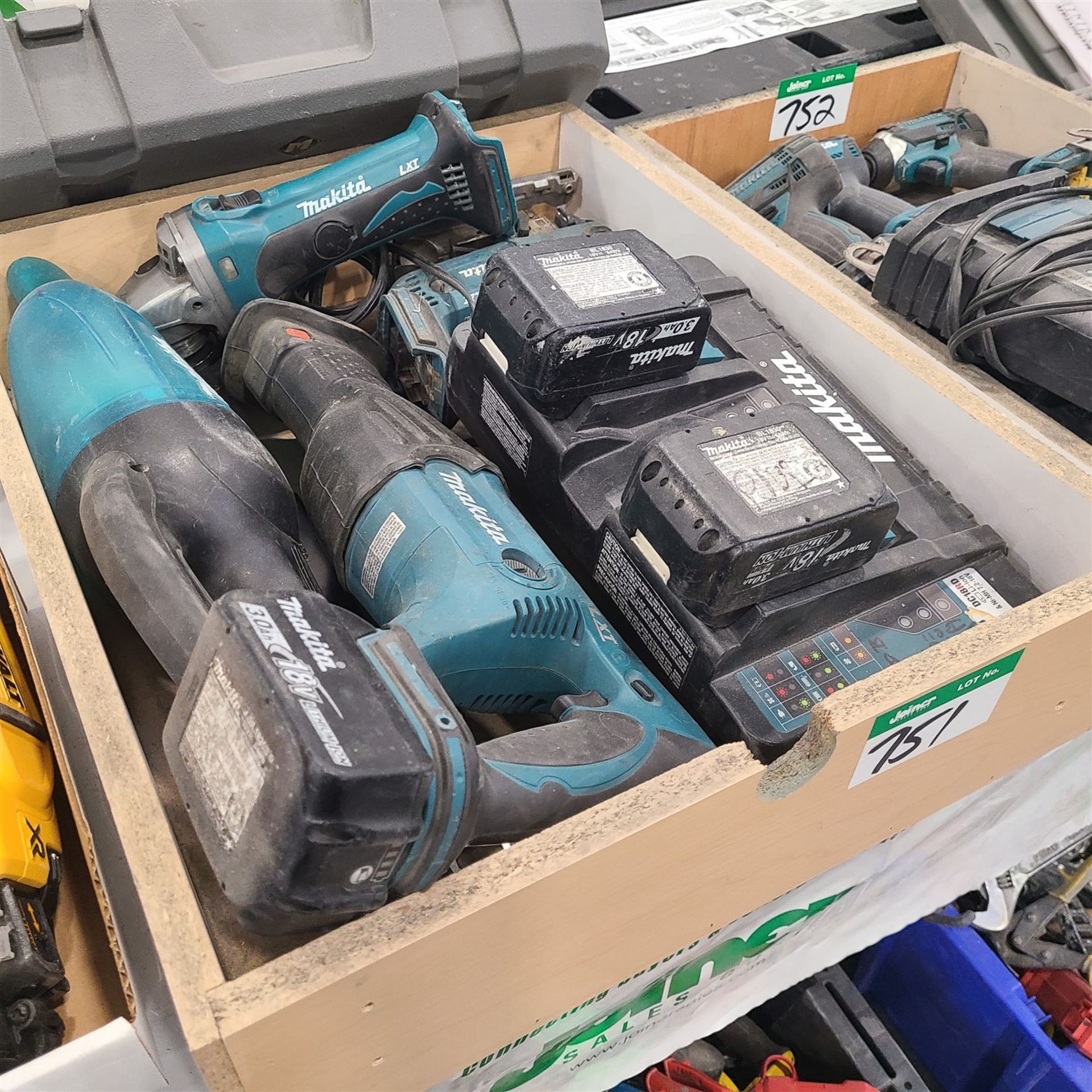 MAKITA CORDLESS RECIPROCATING SAW, JIG SAW, ANGLE GRINDER W/CHARGER