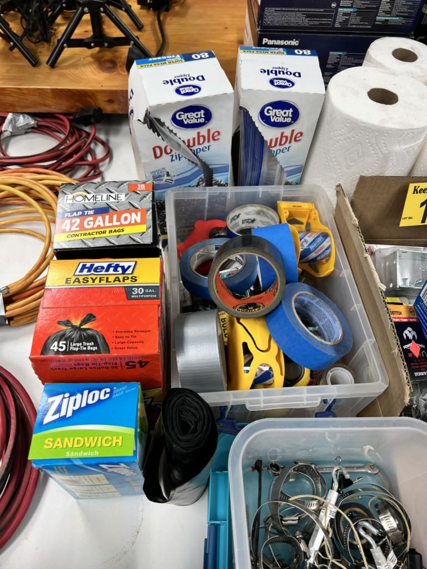 MISCELLANEOUS LOT: PLASTIC BAGS, COOLER BAG, CASTERS, PIPE CLAMPS, TAPE, VELCRO, SCREWS, PAPER TOWEL - Image 2 of 6