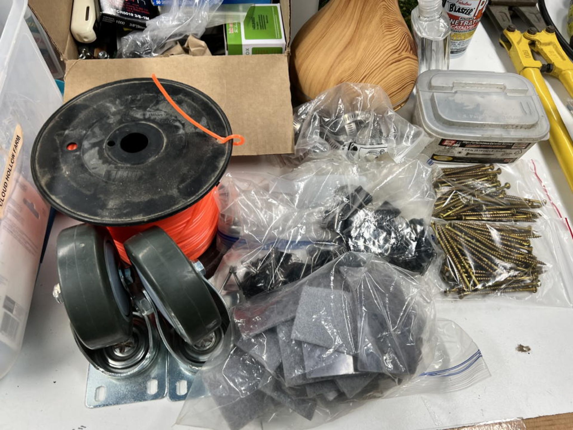 MISCELLANEOUS LOT: PLASTIC BAGS, COOLER BAG, CASTERS, PIPE CLAMPS, TAPE, VELCRO, SCREWS, PAPER TOWEL - Image 5 of 6