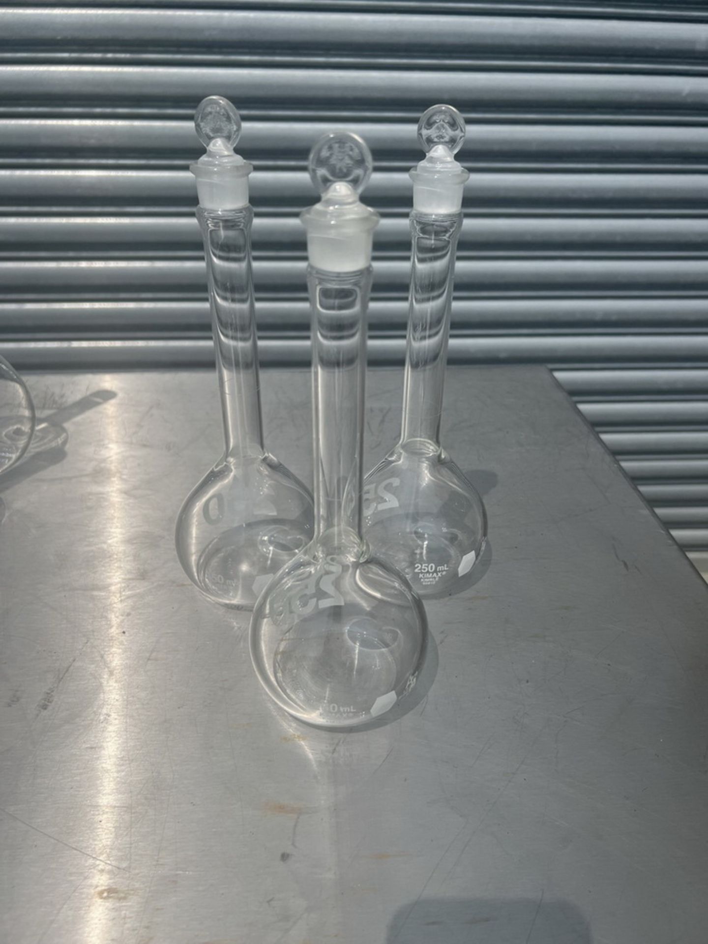 Lot of QTY (3) Fisherbrand 250 ml Glass Volumetric Flasks with stoppers