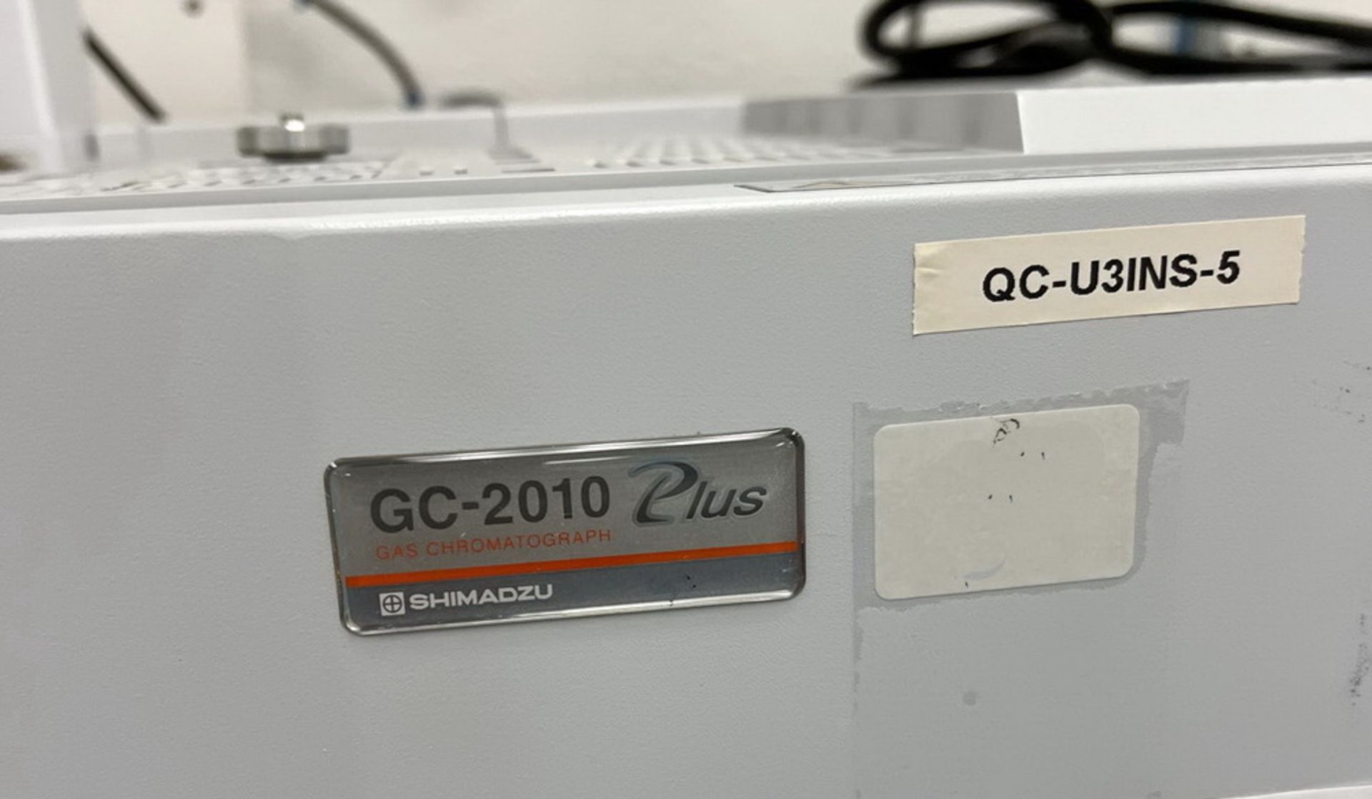 Shimadzu GC-2010 Plus Gas Chromatograph (GC) - Image 4 of 4