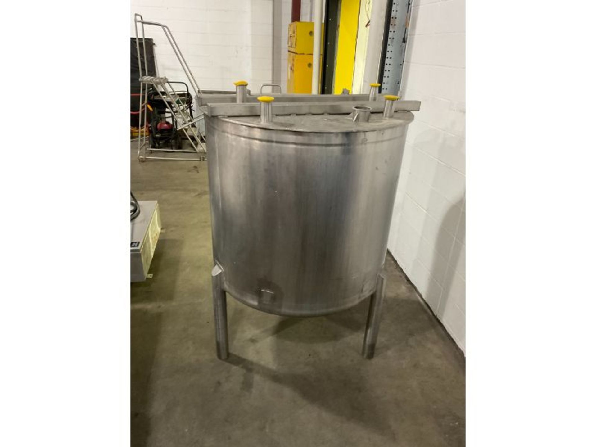 Walker Stainless 200 Gallon Tank - Image 2 of 7