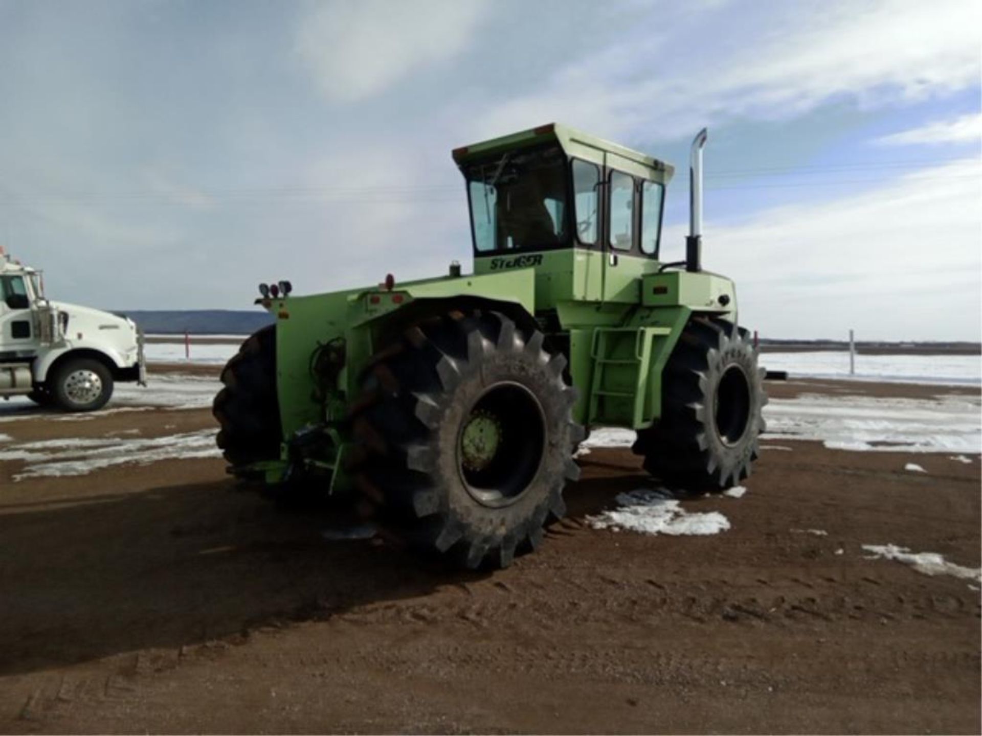 1982 Steiger ST225 Bearcat III 4wd Tractor - Image 3 of 25