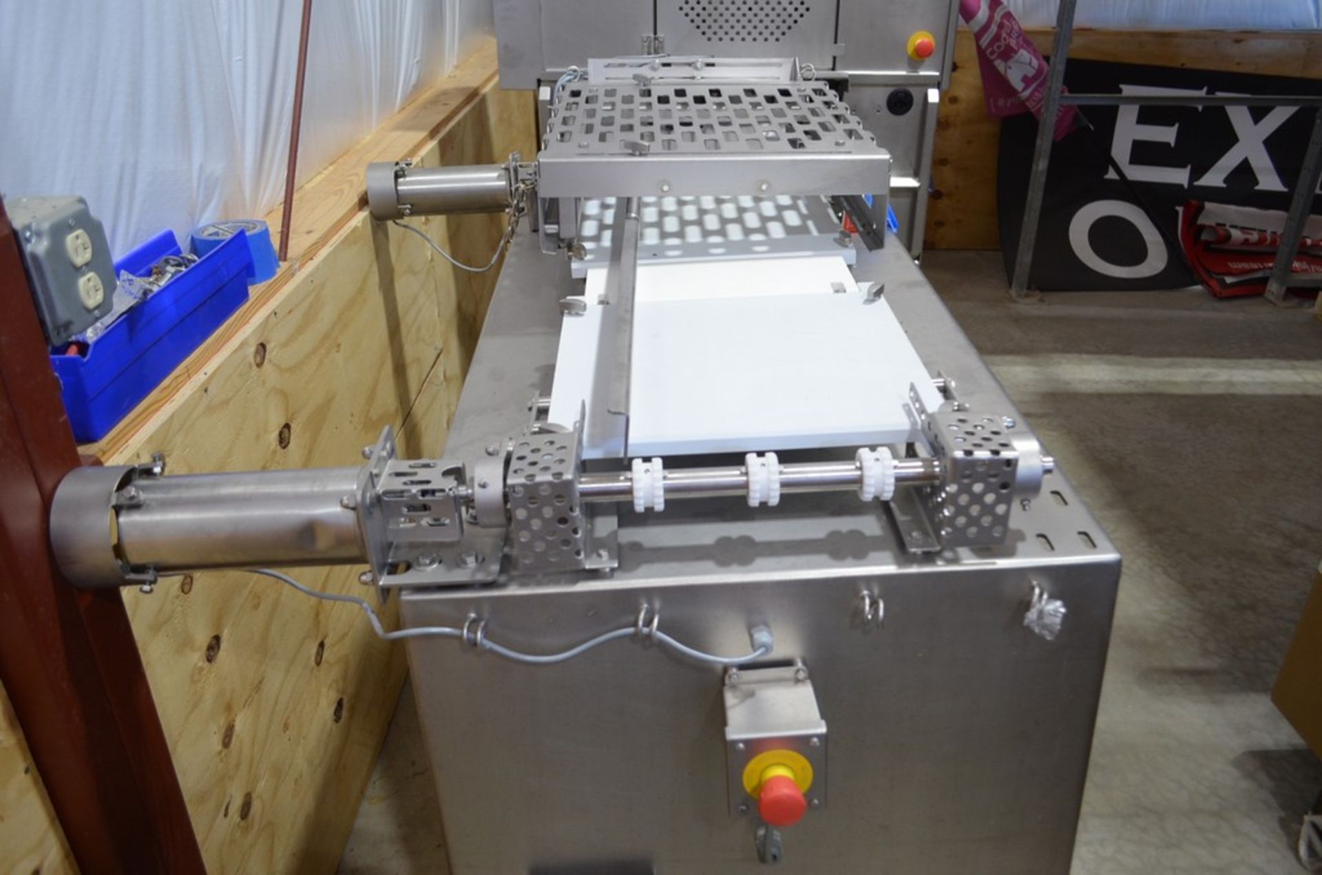 Grote 613-VS2-LES Slicer with Infeed Conveyor, Spare Parts, 208/240 Volt, S/N: 1176508 (2014) - Image 2 of 9