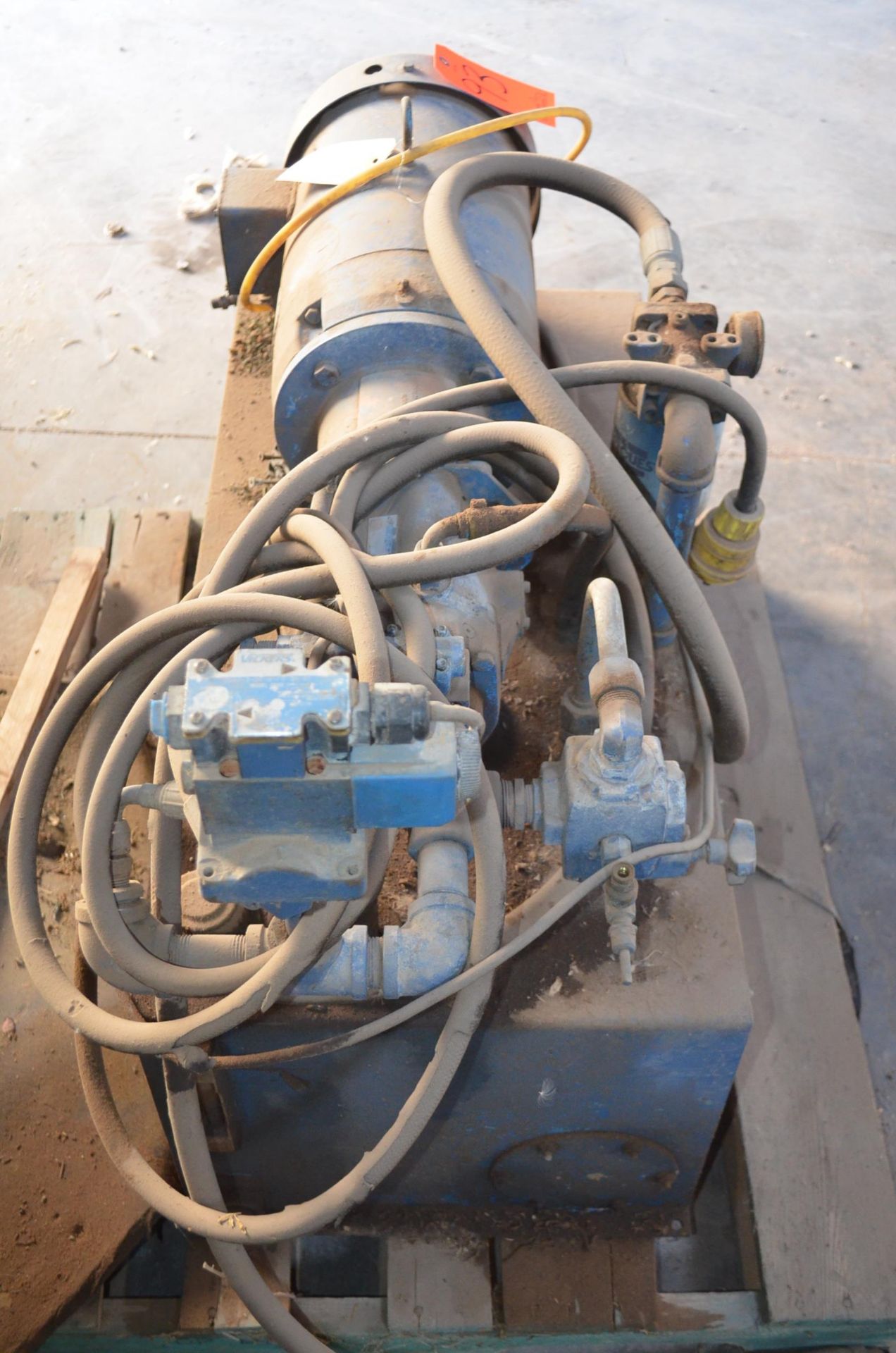 Vickers Approx. 10 HP Hydraulic Pump Unit, 36 x 18 x 14 in Deep Reservoir - Image 2 of 4