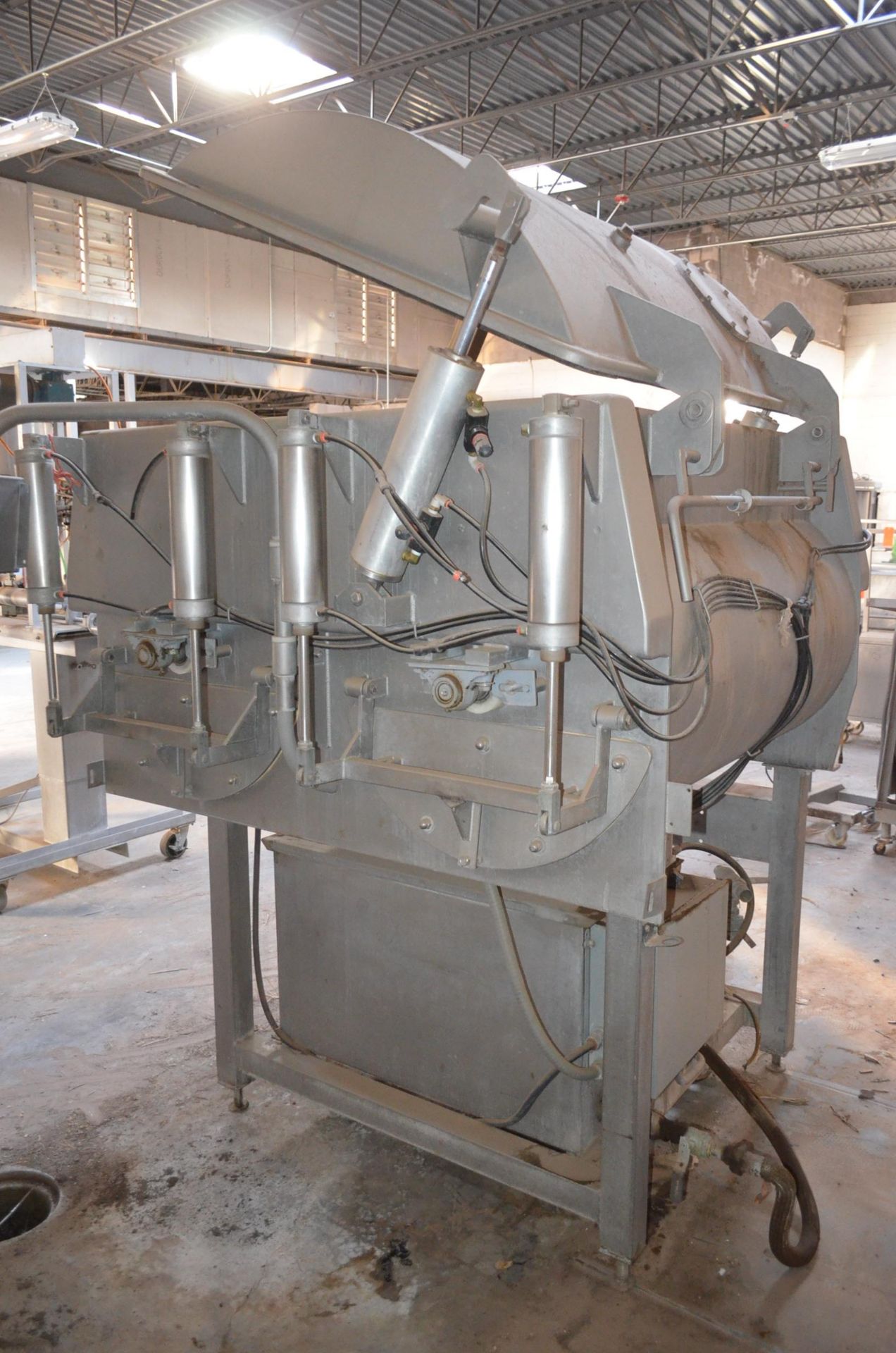 S/S Twin Blade Mixer, 48 in x 42 in x 33 in Deep Hopper, Hydraulic Drive Motors, Pneumatic Lid Lift - Image 7 of 7