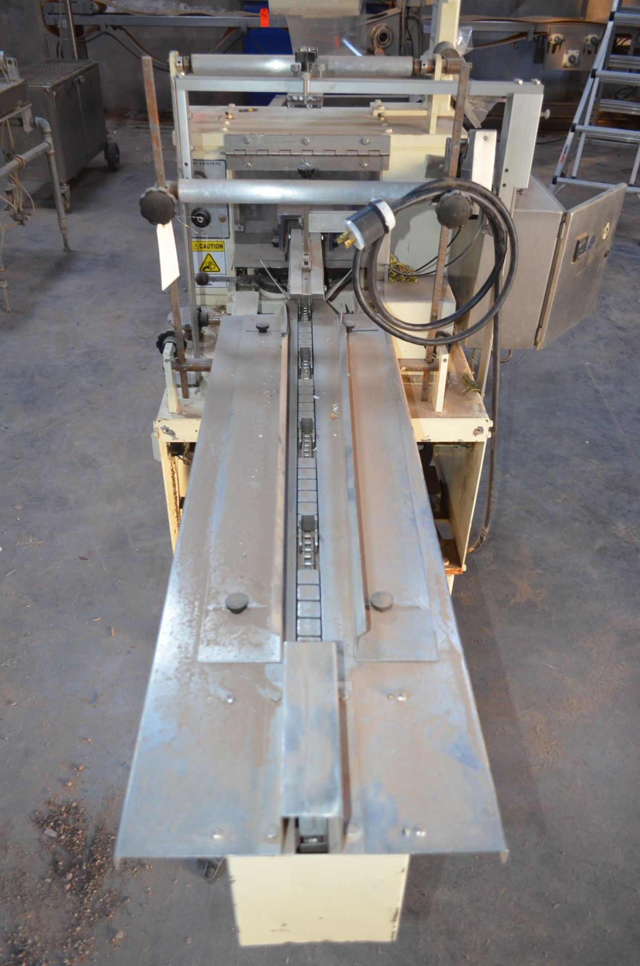 Doboy Horizontal Flow Wrapper, Approx 6 in Wide x 3 in High Product Capacity S/N 7610945 - Image 2 of 10