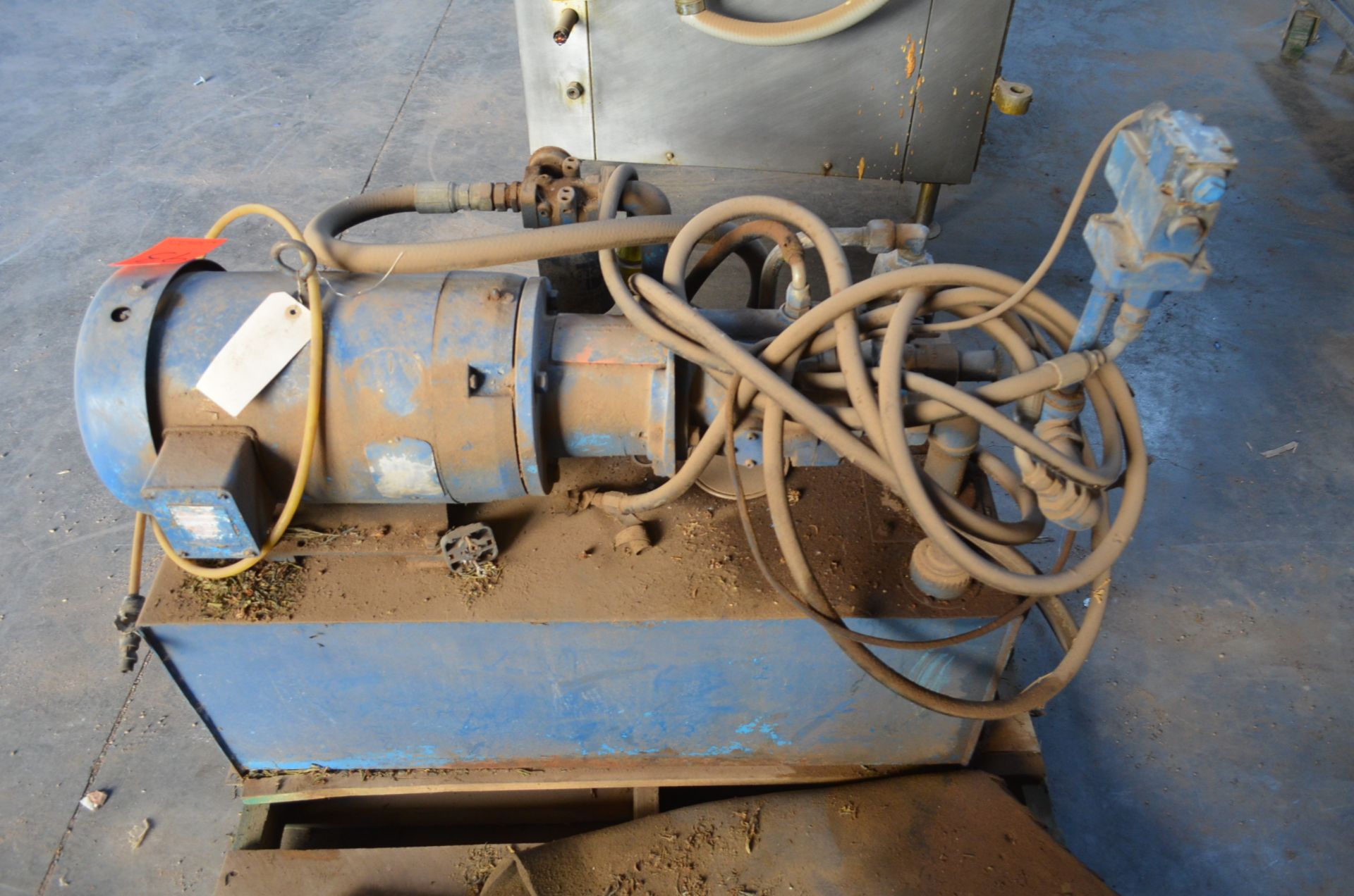 Vickers Approx. 10 HP Hydraulic Pump Unit, 36 x 18 x 14 in Deep Reservoir - Image 3 of 4