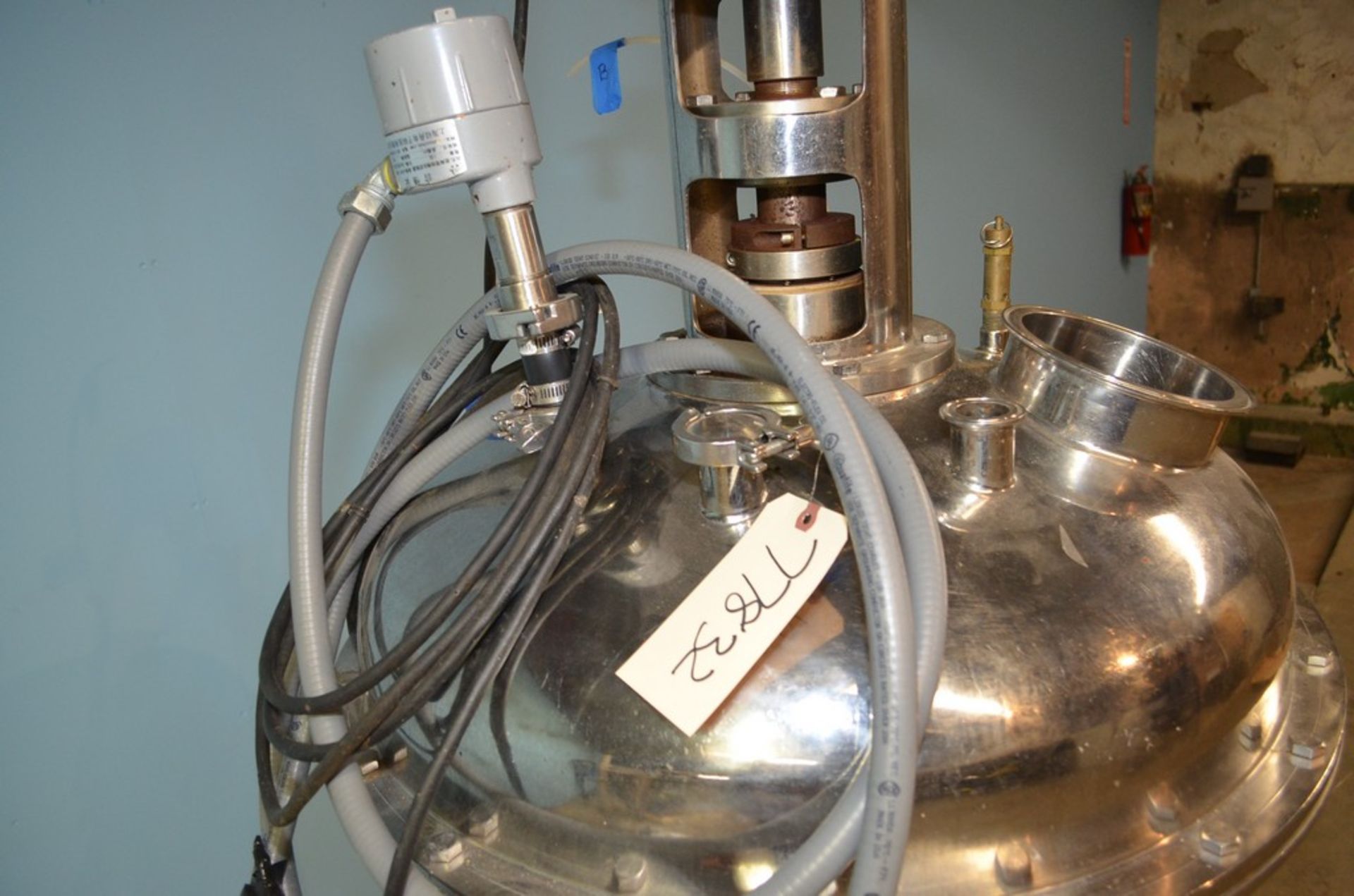 Approx 50 Gallon S/S Agitated Pressure Kettle. Top Entering Vertical Sigma-Style Agitator. - Image 10 of 13