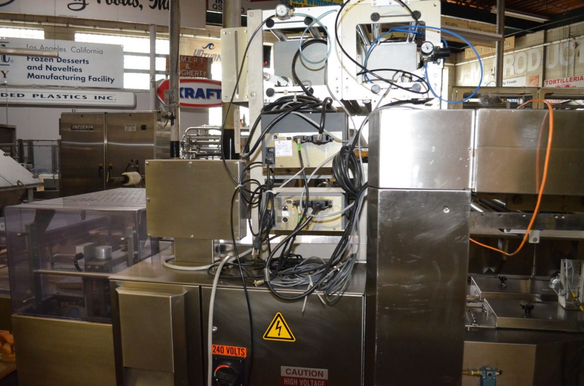 Formost Fuji Corp RHFW3480B Right Hand S/S One-Up Horizontal Flow Wrapper with Gas Flush System. - Image 17 of 20