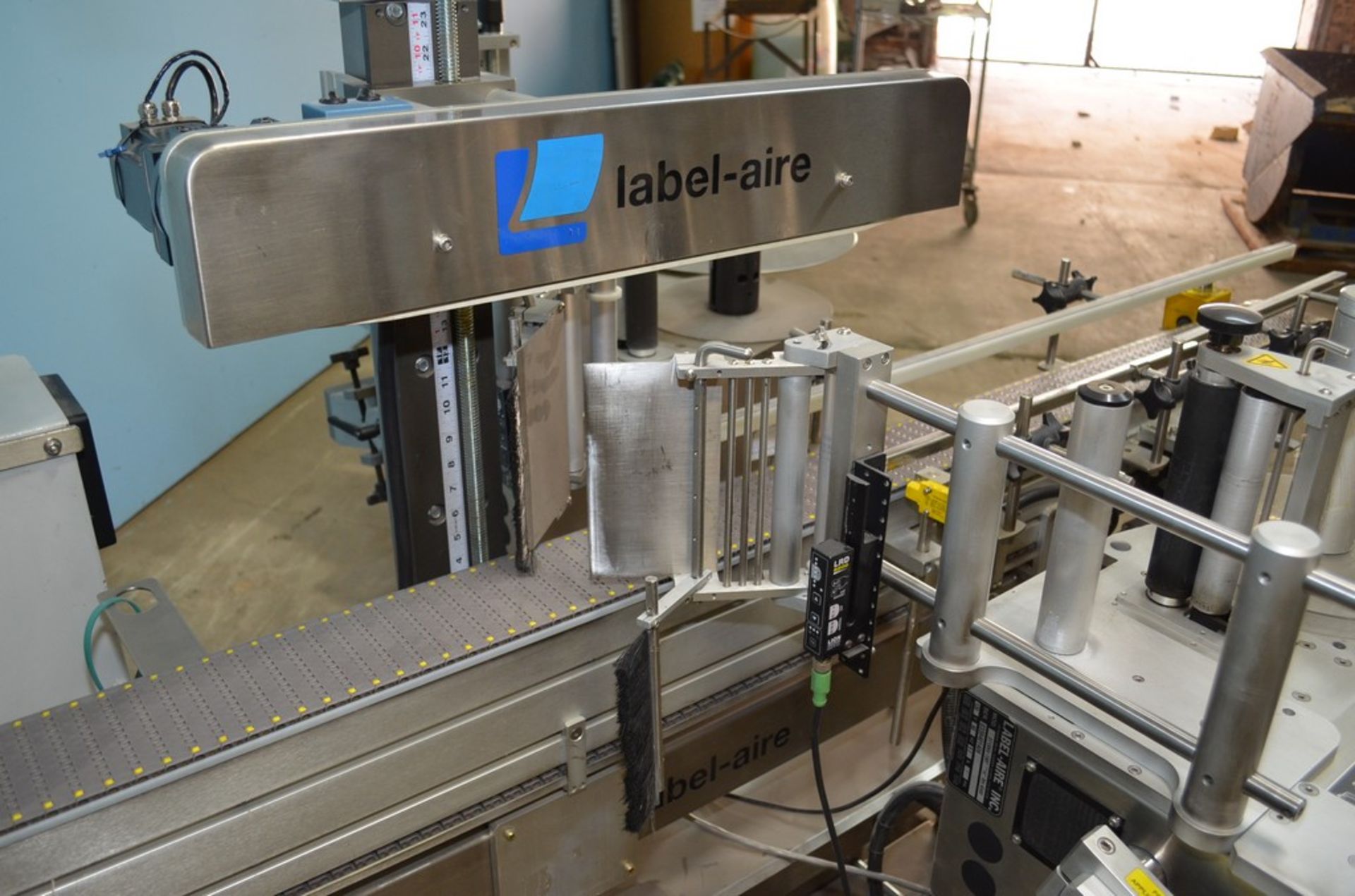 Label Aire 6000NFB3115NV Front and Back Pressure Sensitive Labeler. Left and Right Hand Model - Image 4 of 15