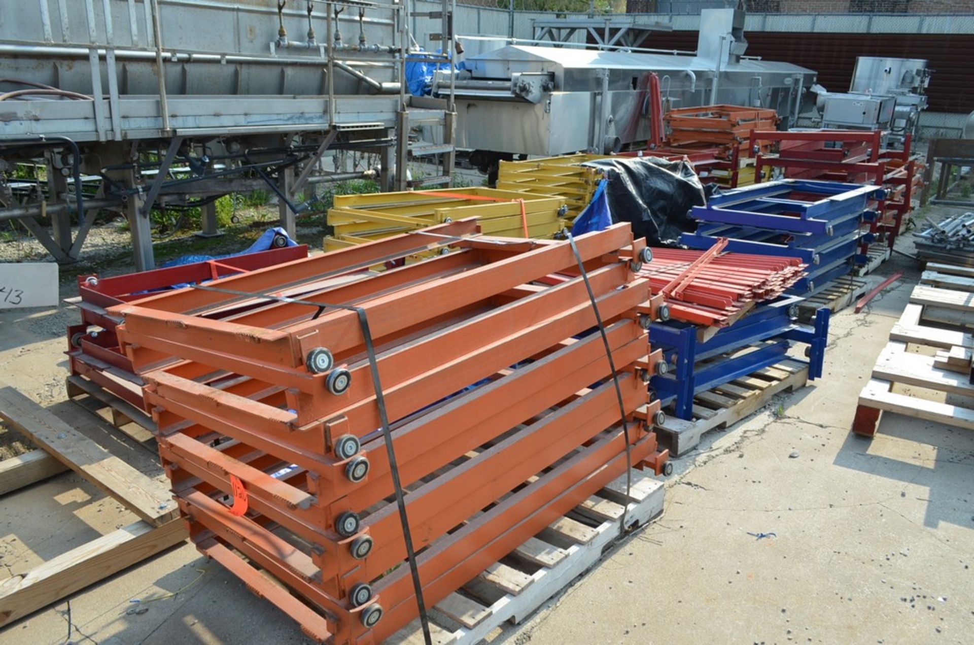 Push Back Pallet Racking Carts and Rails (Pallet Rack Uprights and Cross Beams not Included) - Image 3 of 5