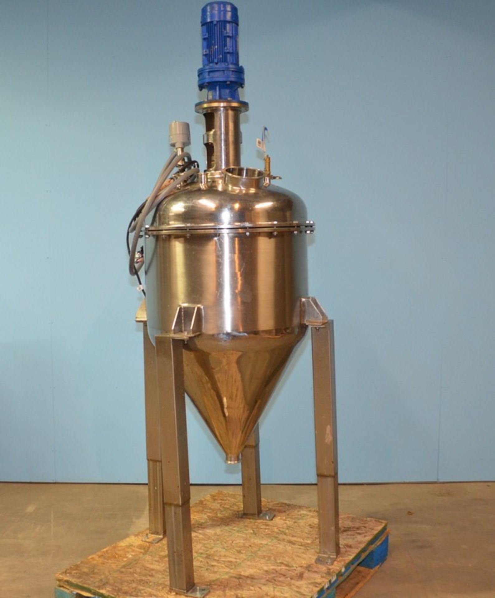 Approx 50 Gallon S/S Agitated Pressure Kettle. Top Entering Vertical Sigma-Style Agitator. - Image 2 of 13