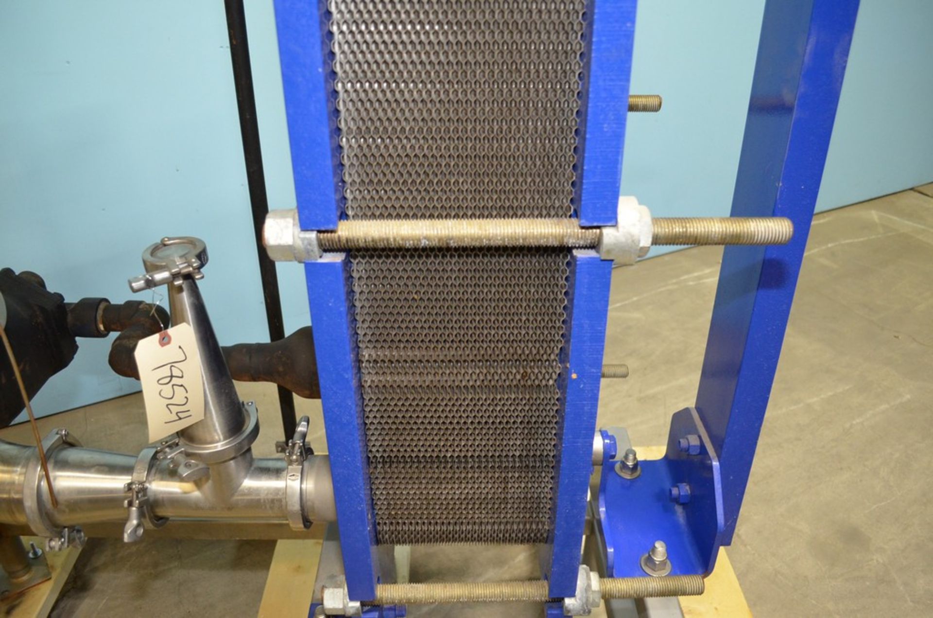 Paul Mueller Co AT40ICLF80 S/S 329 Sq Ft (approx.) Plate and Frame Heat Exchanger. Maximum Working - Image 7 of 11