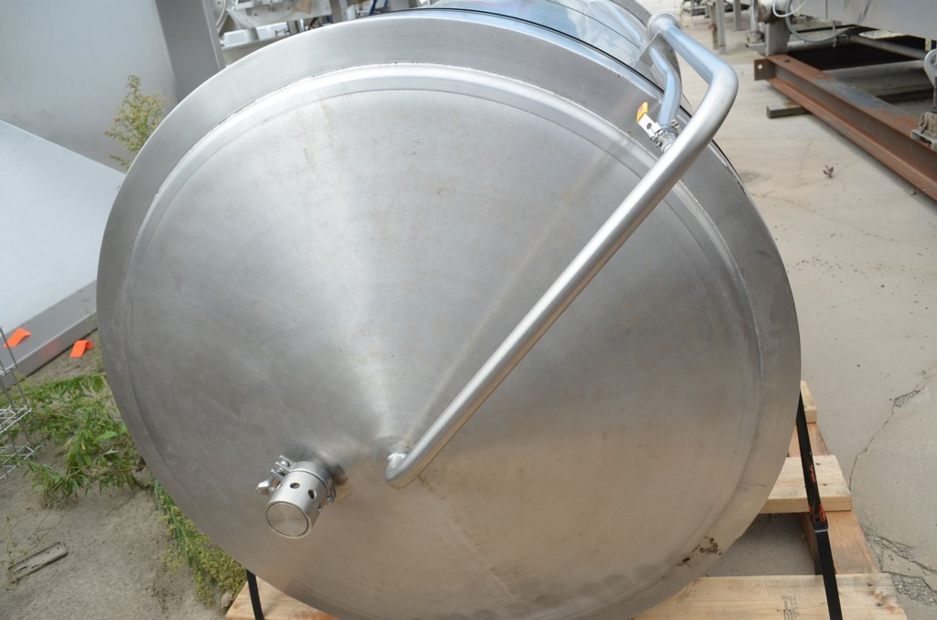 8.5 BBL (1,000 Liter/265 Gallons) Cote Manufacturing Vertical S/S Jacketed Brite Tank. Dome Top, - Image 8 of 11