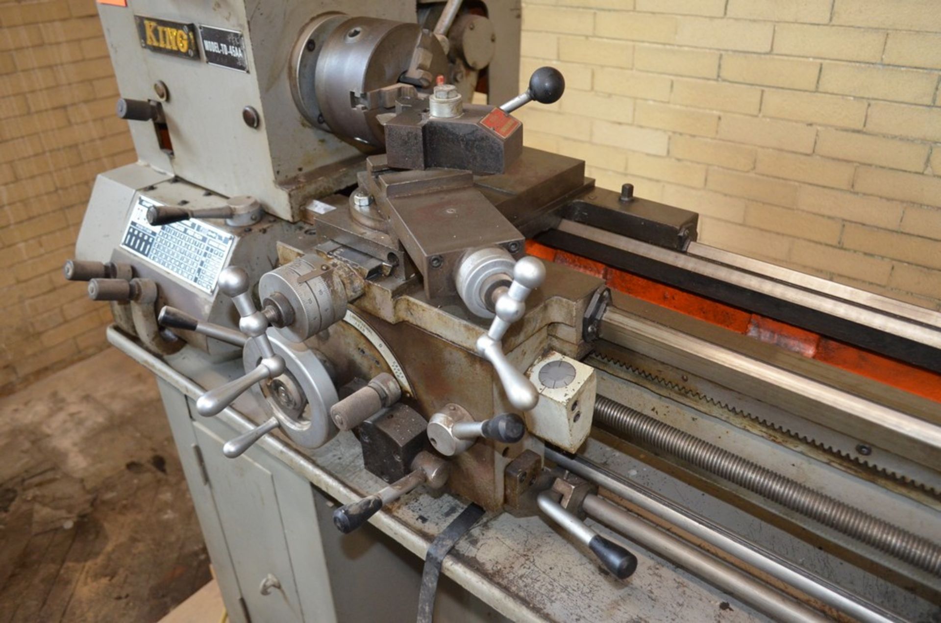 King TD45AA 10 in X 24 in Lathe with 5 in 3-Jaw Chuck, - Image 6 of 11