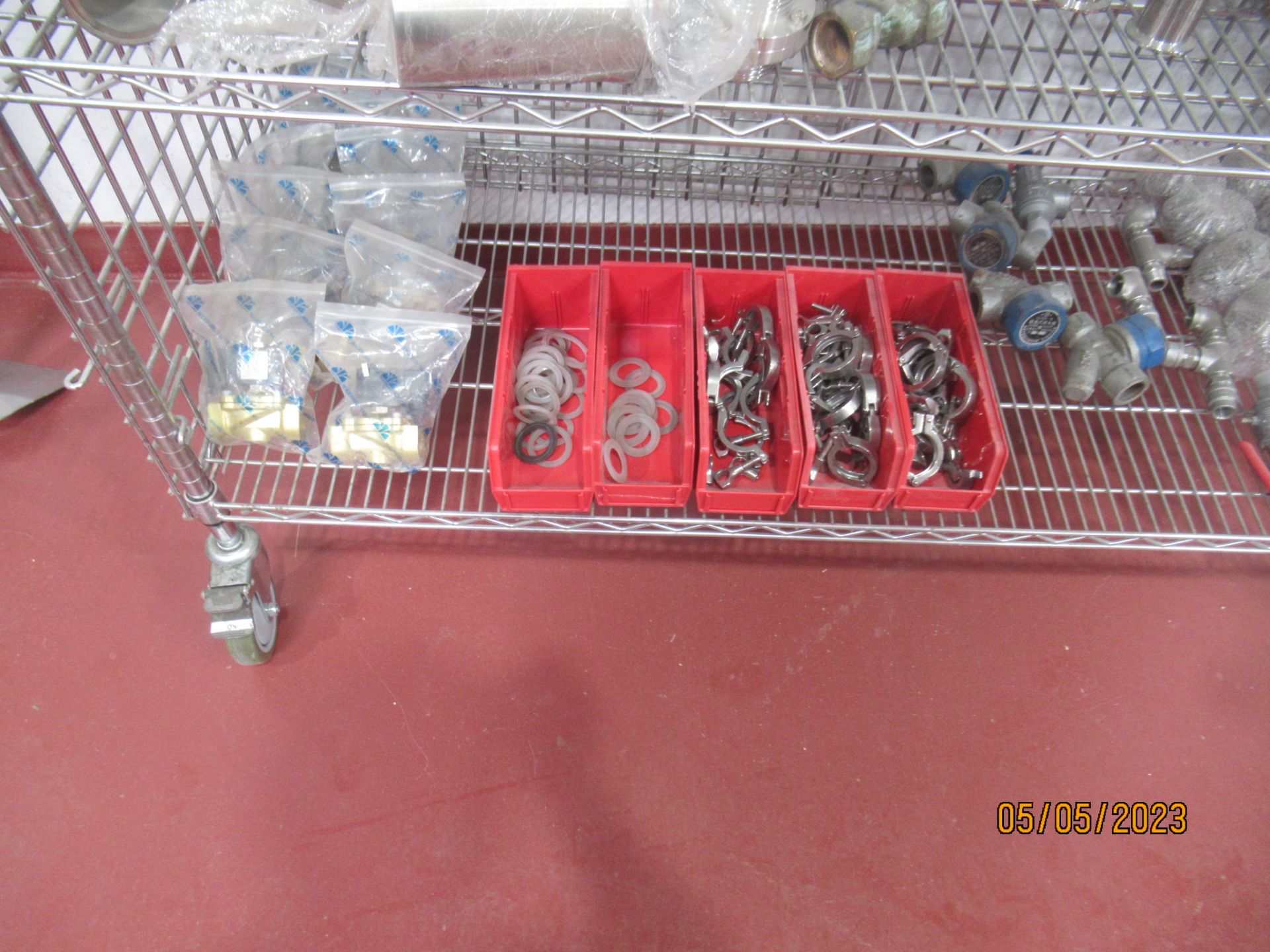 Wire Shelving Units with Assorted Stainless Steel Valves, Hoses, Clamps, Fittings, Spare Pipe, Etc - Image 2 of 6