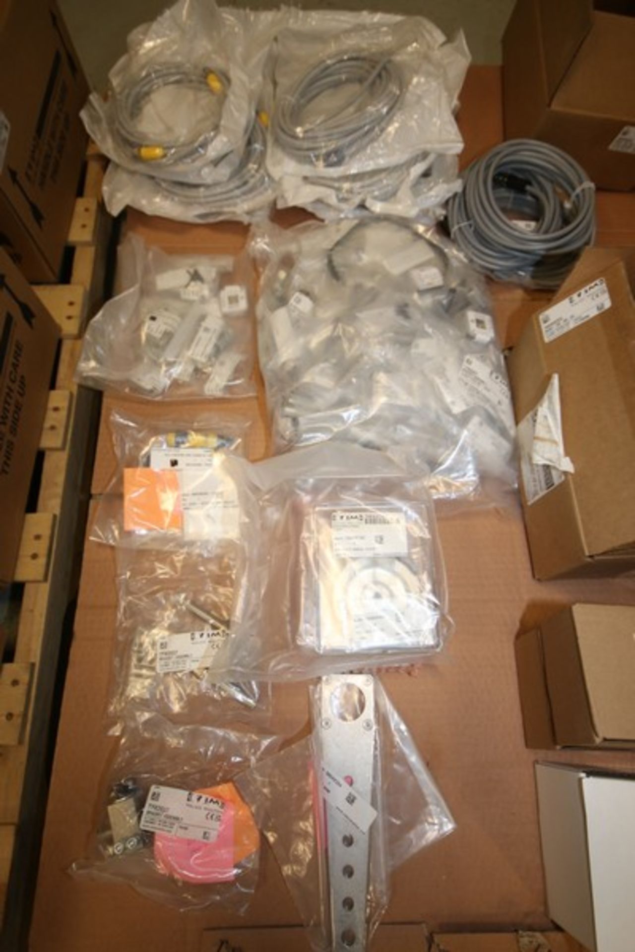 Assortment of NIB Valco Hot Melt Gluer Parts, Including (6) Hoses PN 780XX413, 780XX415, (3) - Image 5 of 8