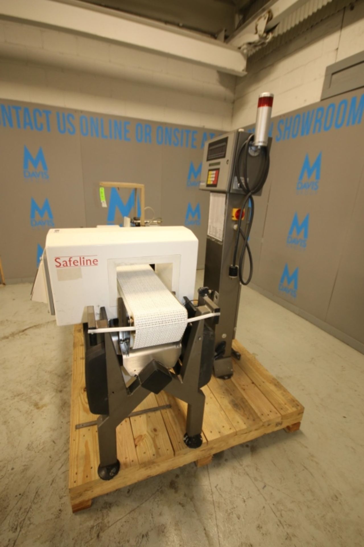 Mettler Toledo / Safeline Checkweigher / Metal Detector System, Checkweigher - Model #MM, S/N - Image 2 of 11