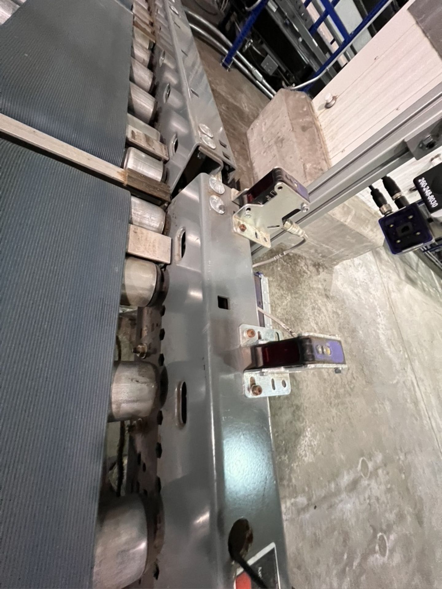 2020 HONEYWELL INTELLIGRATED ROLLER AND BELT POWER CONVEYOR, APPROX. 612 IN L X 15 IN W (SUBJECT - Image 6 of 18