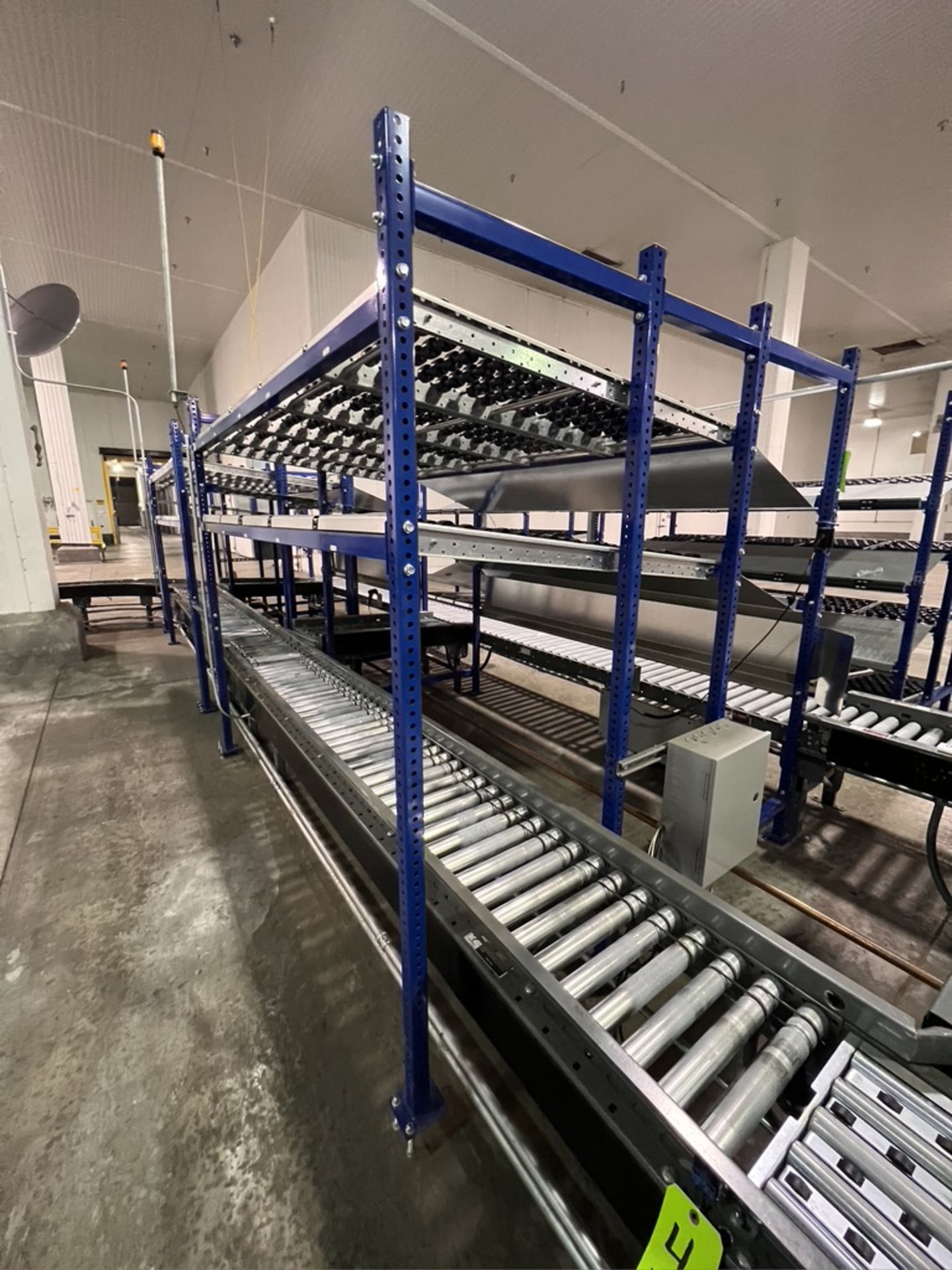 (2) UNEX SPAN TRACK PRODUCT PACK-OFF RACKS, WITH ROLLER CONVEYOR, INCLUDES SINGLE DOOR CONTROL PANEL - Image 17 of 18