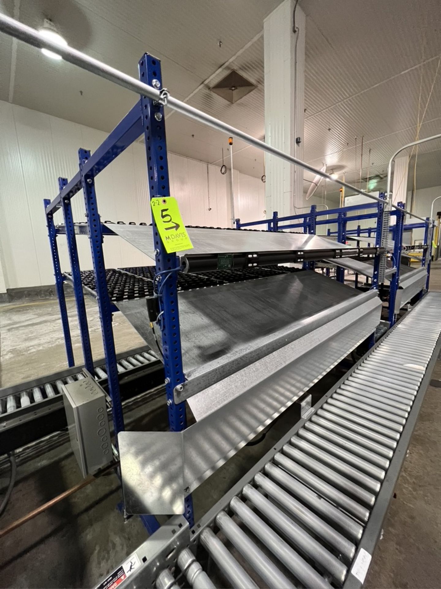 (2) UNEX SPAN TRACK PRODUCT PACK-OFF RACKS, WITH ROLLER CONVEYOR, INCLUDES SINGLE DOOR CONTROL PANEL - Image 6 of 18