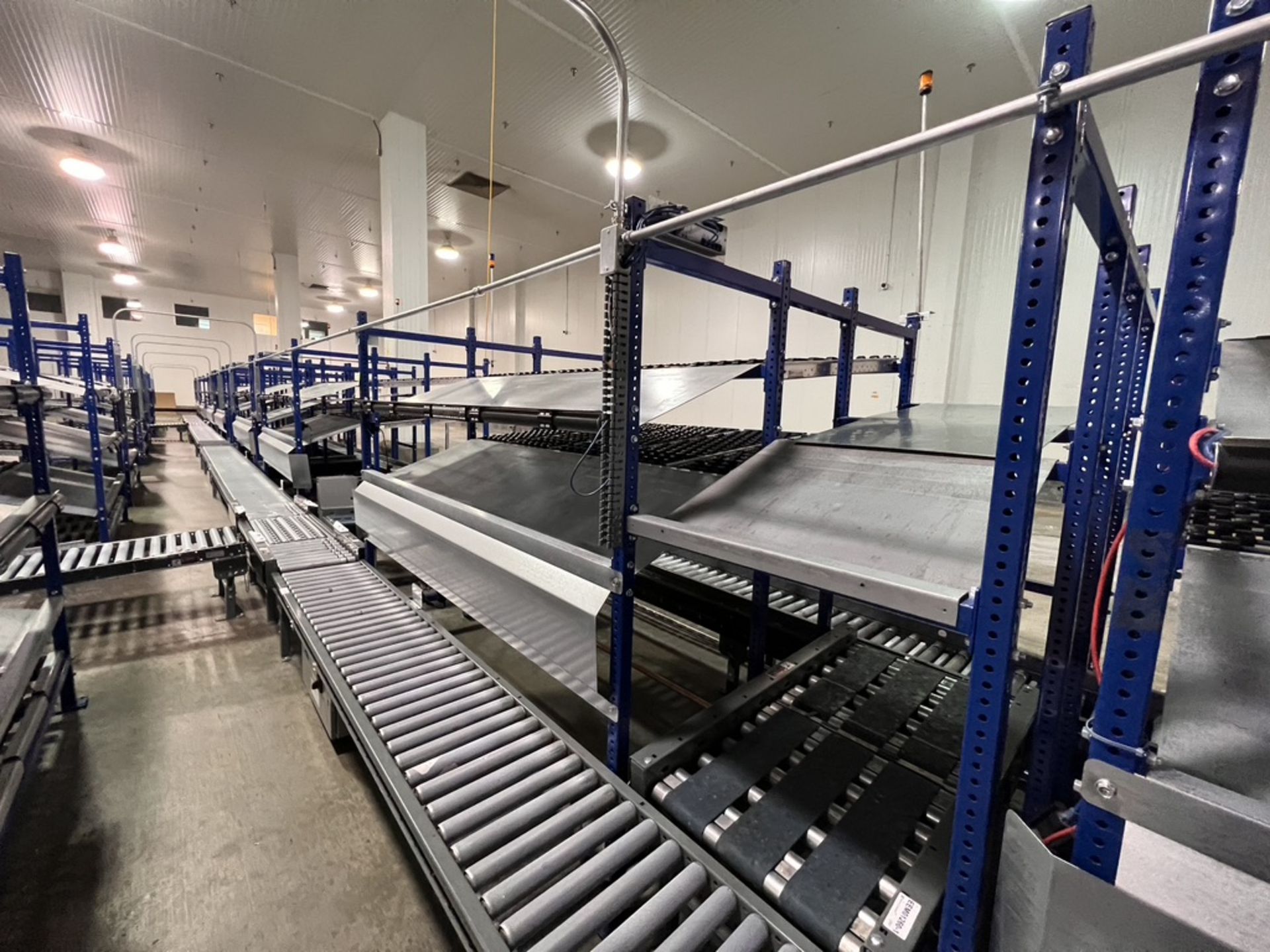 (2) UNEX SPAN TRACK PRODUCT PACK-OFF RACKS, WITH ROLLER CONVEYOR, INCLUDES SINGLE DOOR CONTROL PANEL - Image 3 of 18