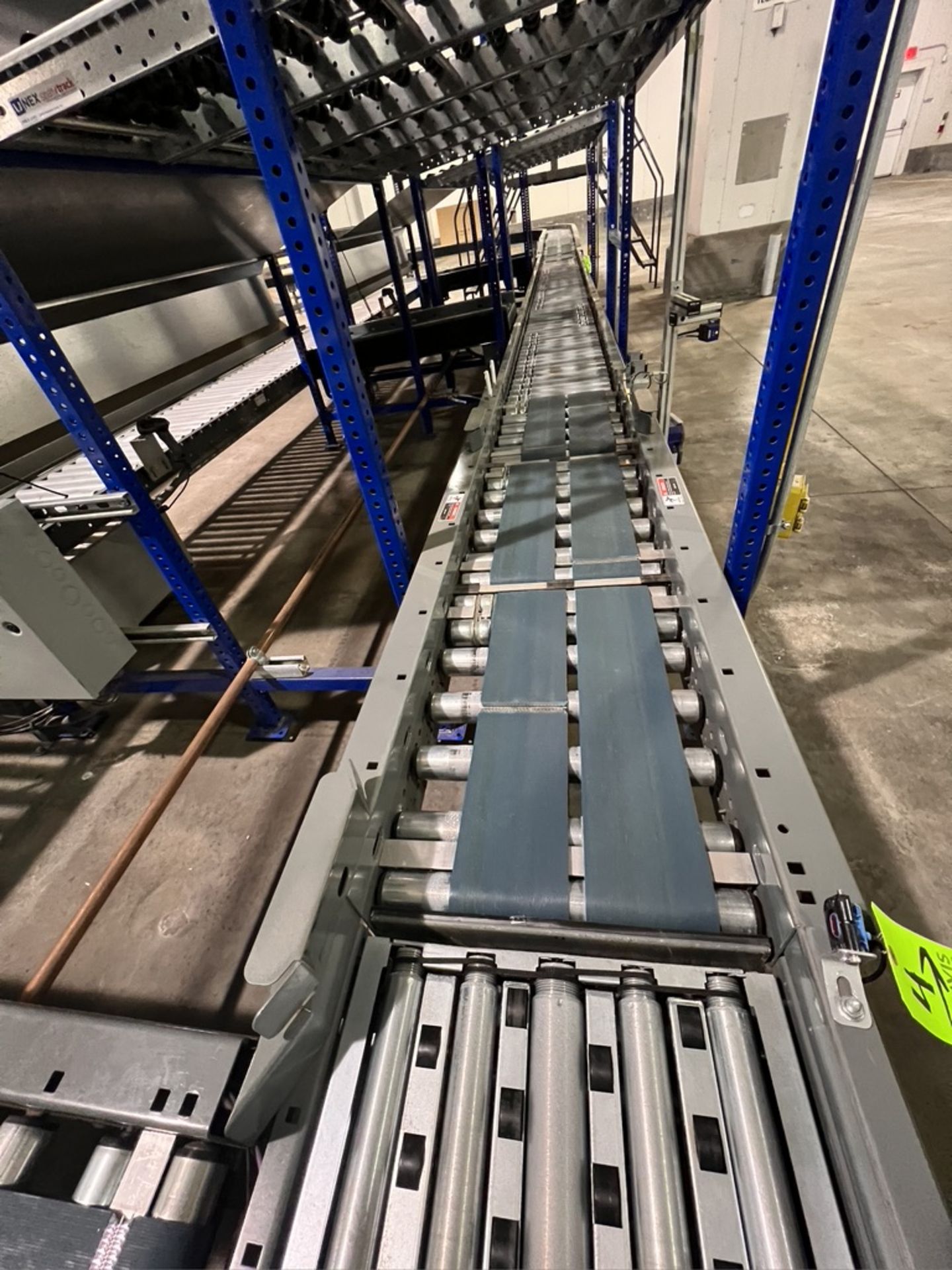 2020 HONEYWELL INTELLIGRATED ROLLER AND BELT POWER CONVEYOR, APPROX. 5,530 IN L X 15 IN W (SUBJECT - Image 25 of 36