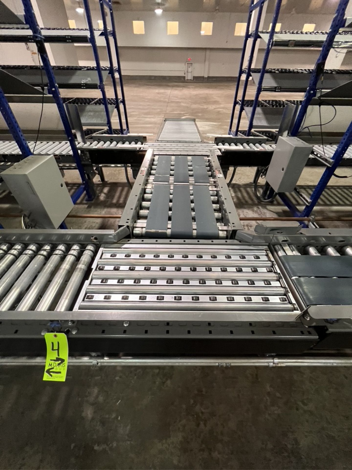 2020 HONEYWELL INTELLIGRATED ROLLER AND BELT POWER CONVEYOR, APPROX. 5,530 IN L X 15 IN W (SUBJECT - Image 30 of 36