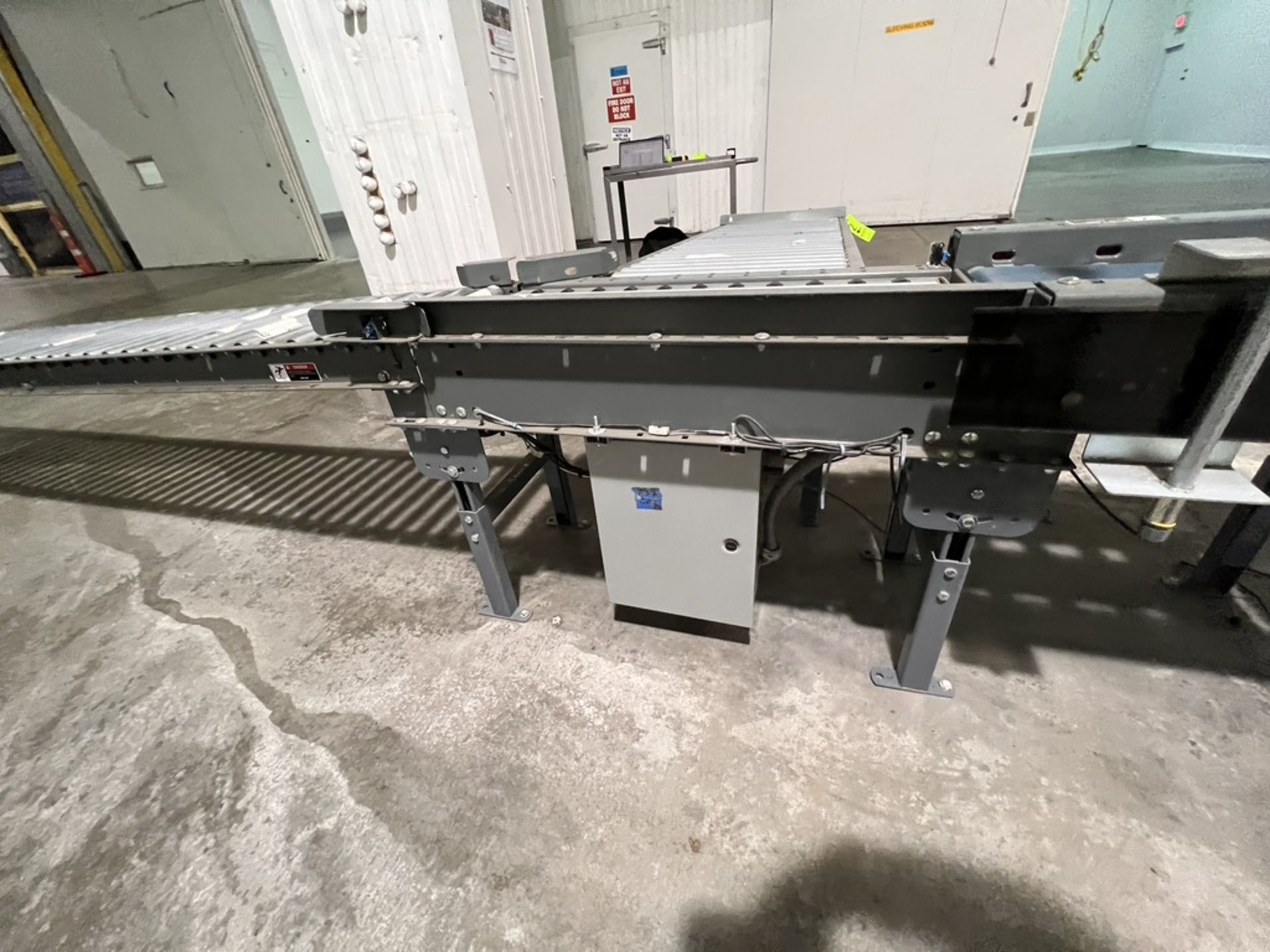2020 HONEYWELL INTELLIGRATED ROLLER AND BELT POWER CONVEYOR, APPROX. 372 IN L X 15 IN W (SUBJECT - Image 3 of 14