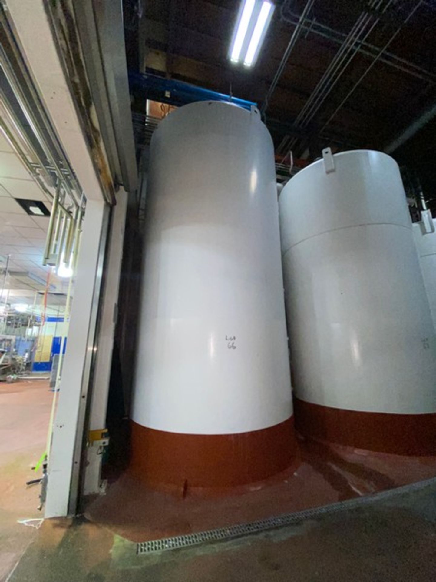 DCI 6,000 Gal. Jacketed S/S Silo, S/N JS-867, with S/S Alcove & (2) S/S Air Valves, Painted Exterior - Image 3 of 13