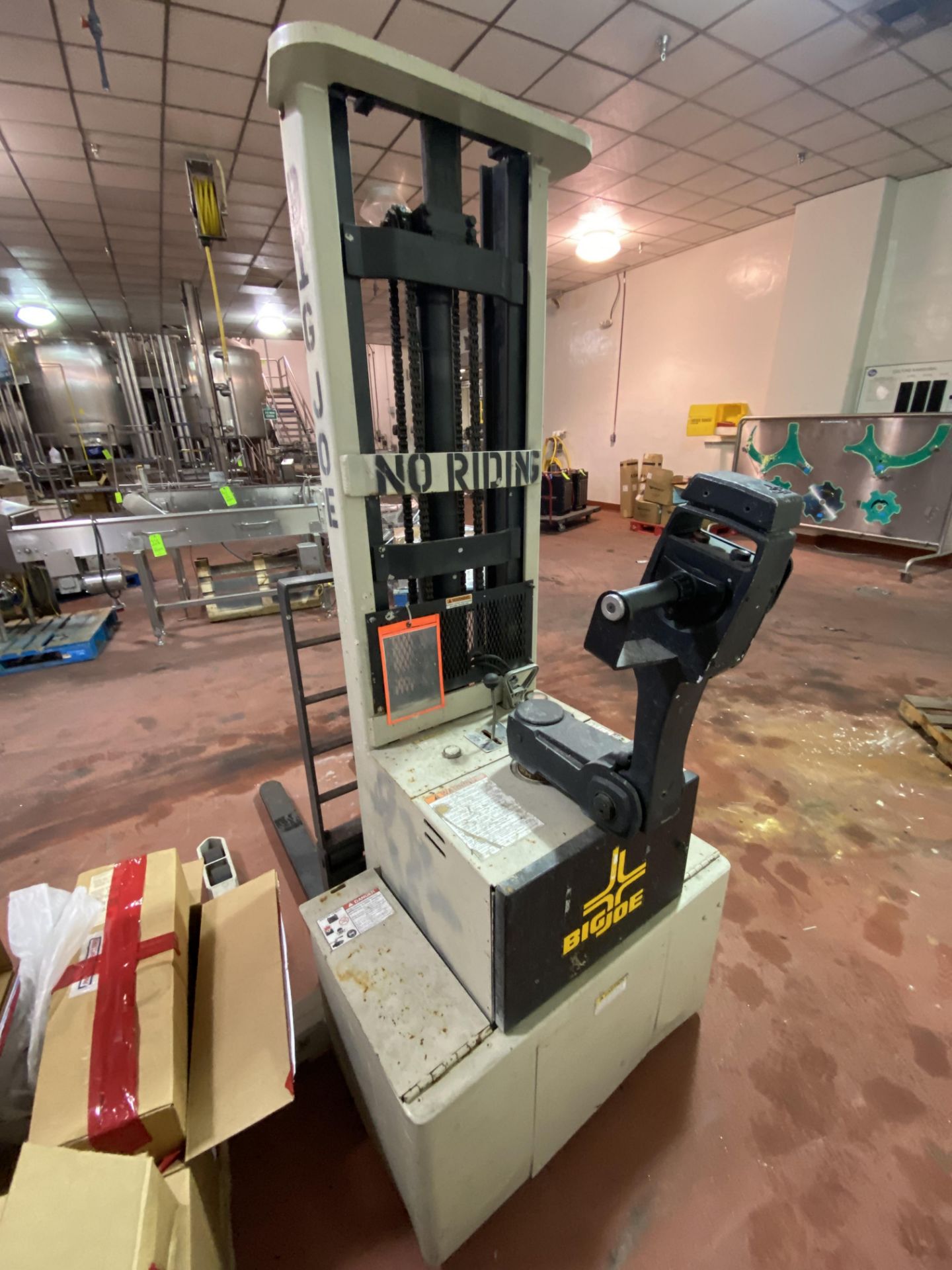 Little Joe Electric Walk-Behind Forklift (LOCATED IN LOS ANGELES, CA)(RIGGING, LOADING, & SITE - Image 5 of 8