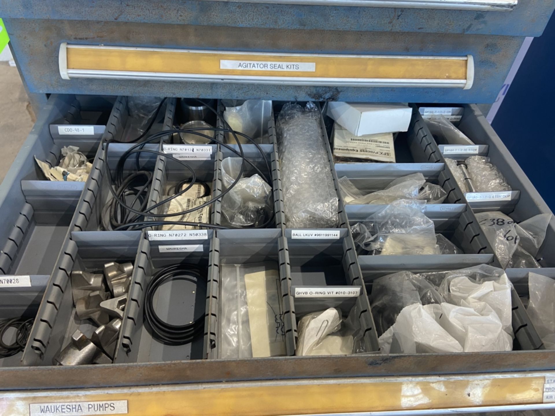 Vidmar Parts Cabinet with Contents, Includes Pump Parts, Cabinets, Gaskets, & Other Parts--See - Image 4 of 10