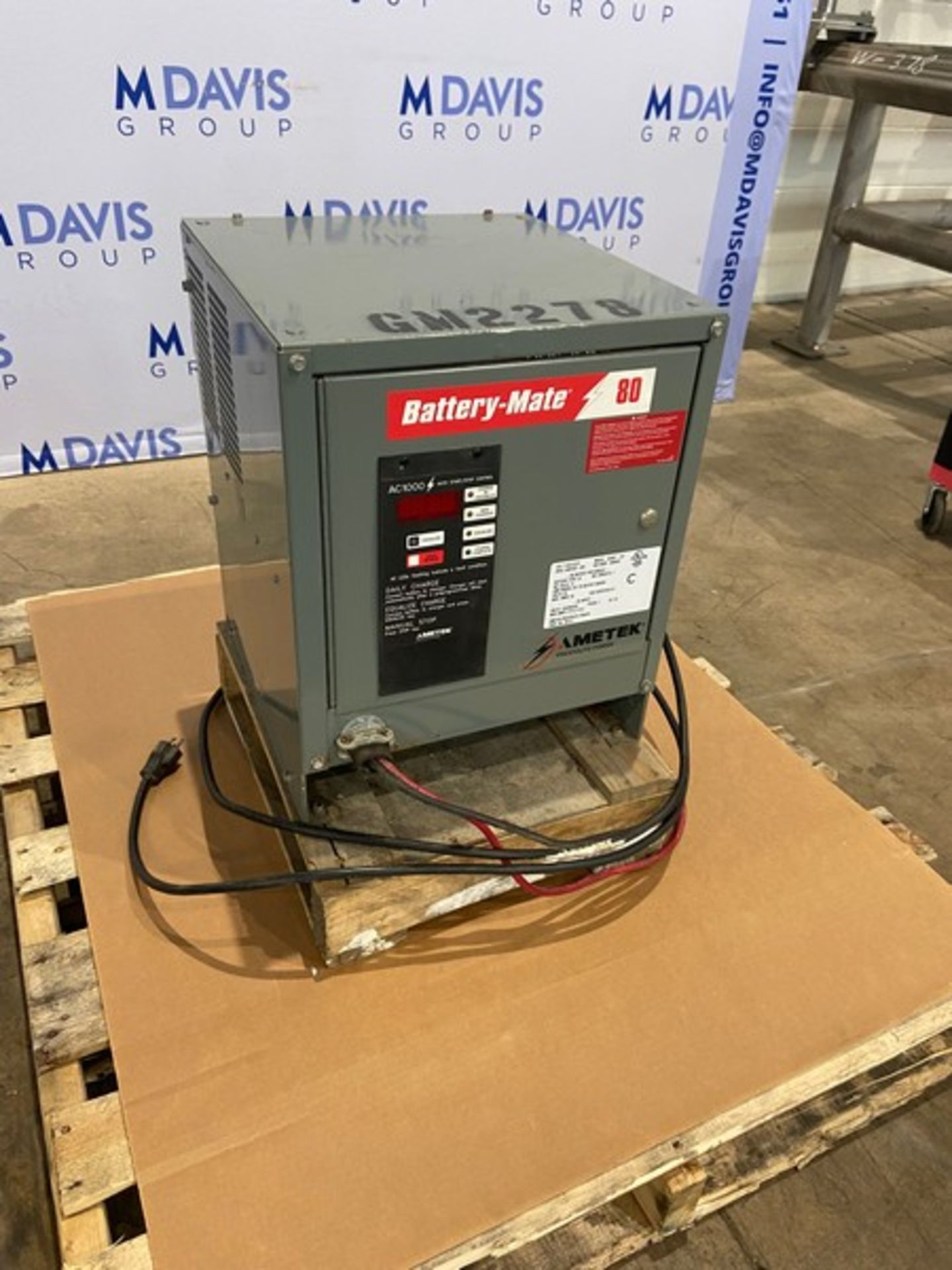 AMETEK Battery-Mate 80 Forklift Battery Charger,M/N 380M1-12C, S/N 114CS16237, DC Output Per - Image 2 of 4