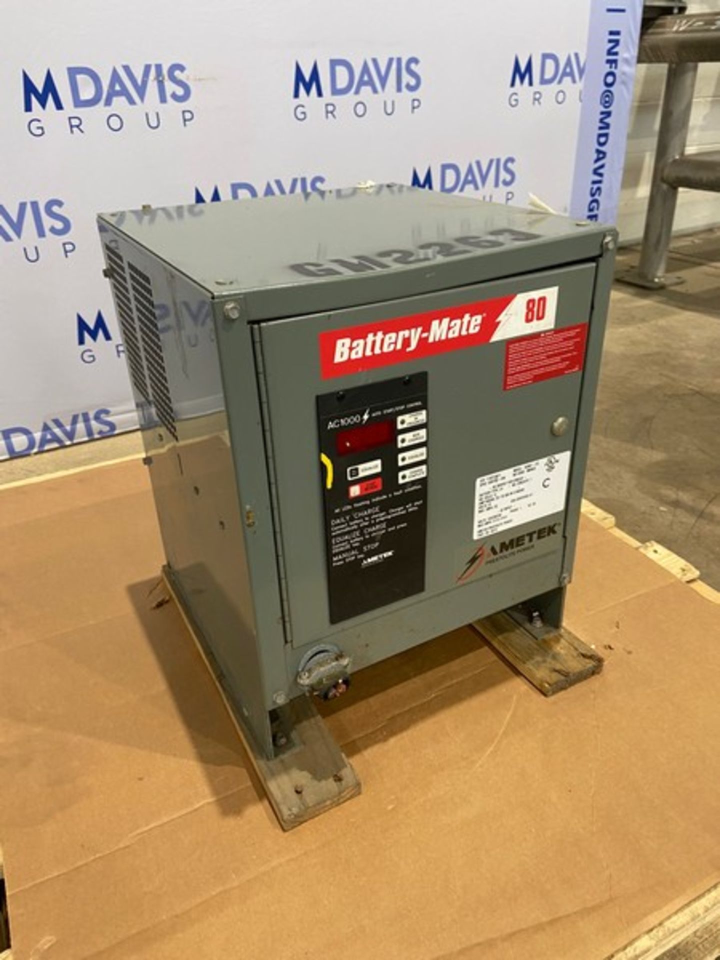 AMETEK Battery-Mate 80 Forklift Battery Charger,M/N 380M1-12C, S/N 114CS16231, DC Output Per - Image 2 of 5