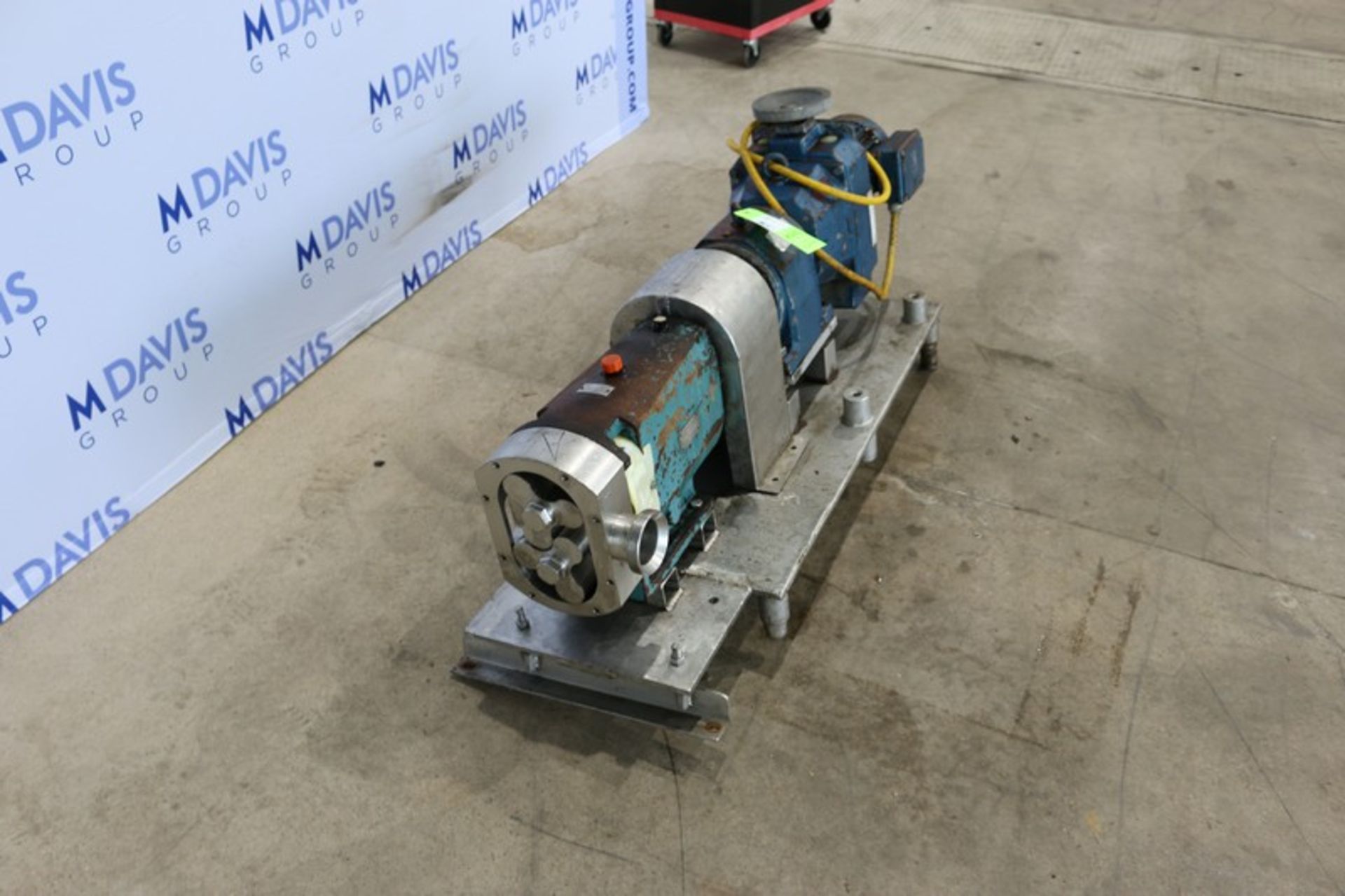 Tri-Clover 3 hp Positive Displacement Pump, M/N 366662-01, S/N TSR-4WLS-30SCDU2WT-AD, with 1680 - Image 2 of 6