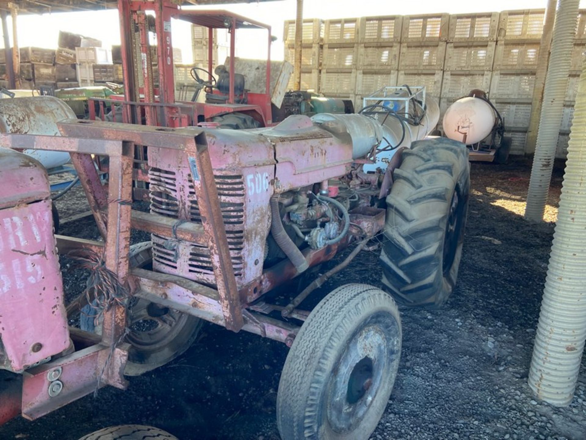JRW Tractor (Unit 506) (LOCATED IN ATWATER, CA) - Image 2 of 3