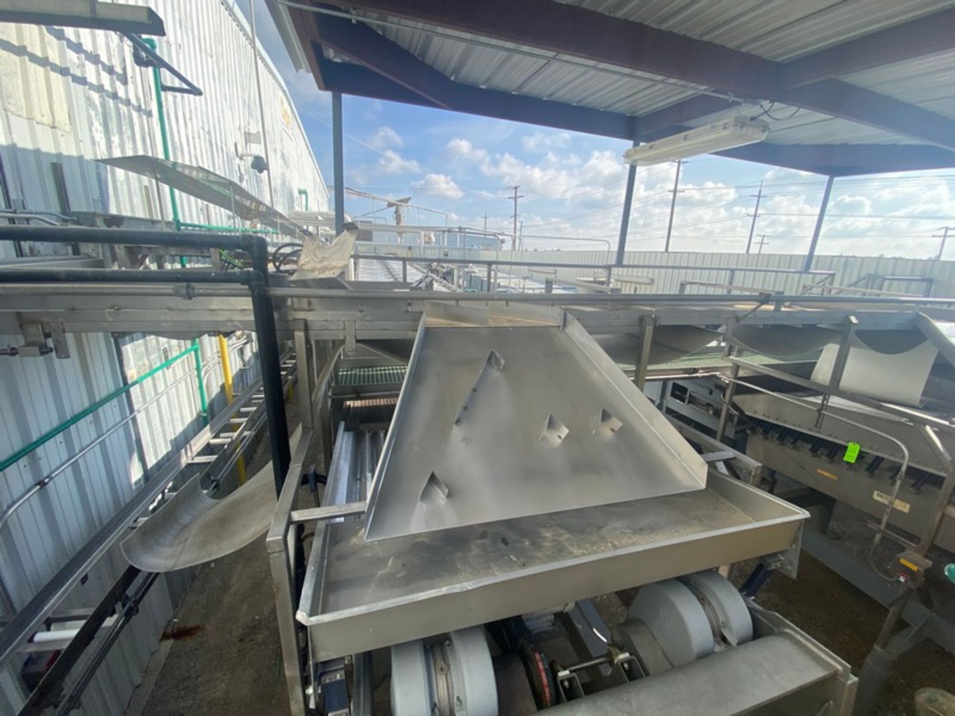 Straight Section of Distribution Conveyor, Aprox. 25 ft. L x 36” W Belt, with (2) S/S Chutes Leading - Image 7 of 7