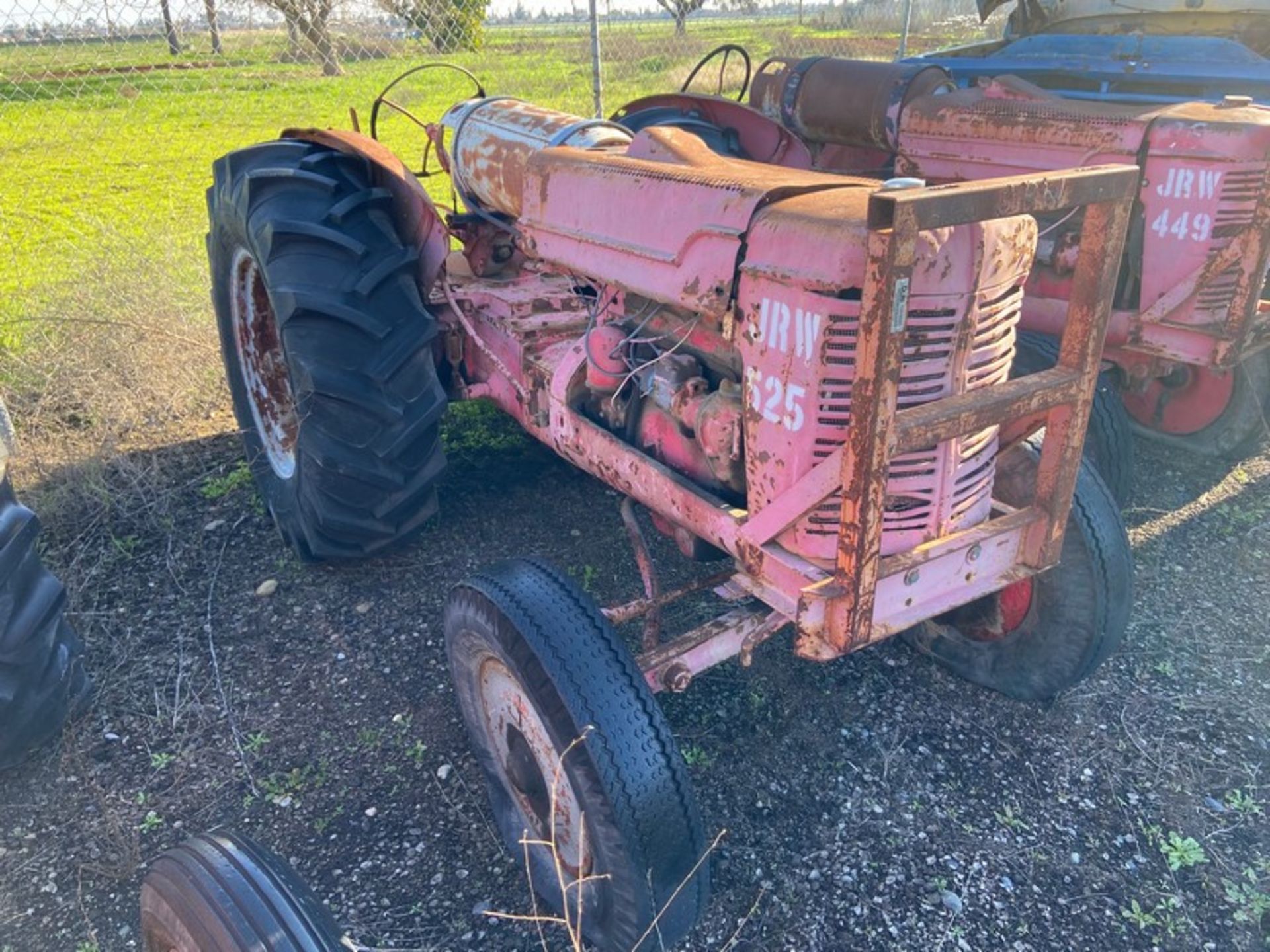 JRW Tractor (Unit 525) (LOCATED IN ATWATER, CA) - Bild 2 aus 3