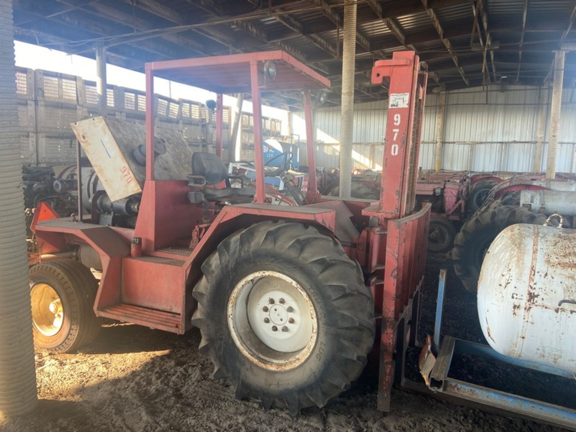 Outdoor Forklift with Tractor Tires, with Mast & Forks (LOCATED IN ATWATER, CA)