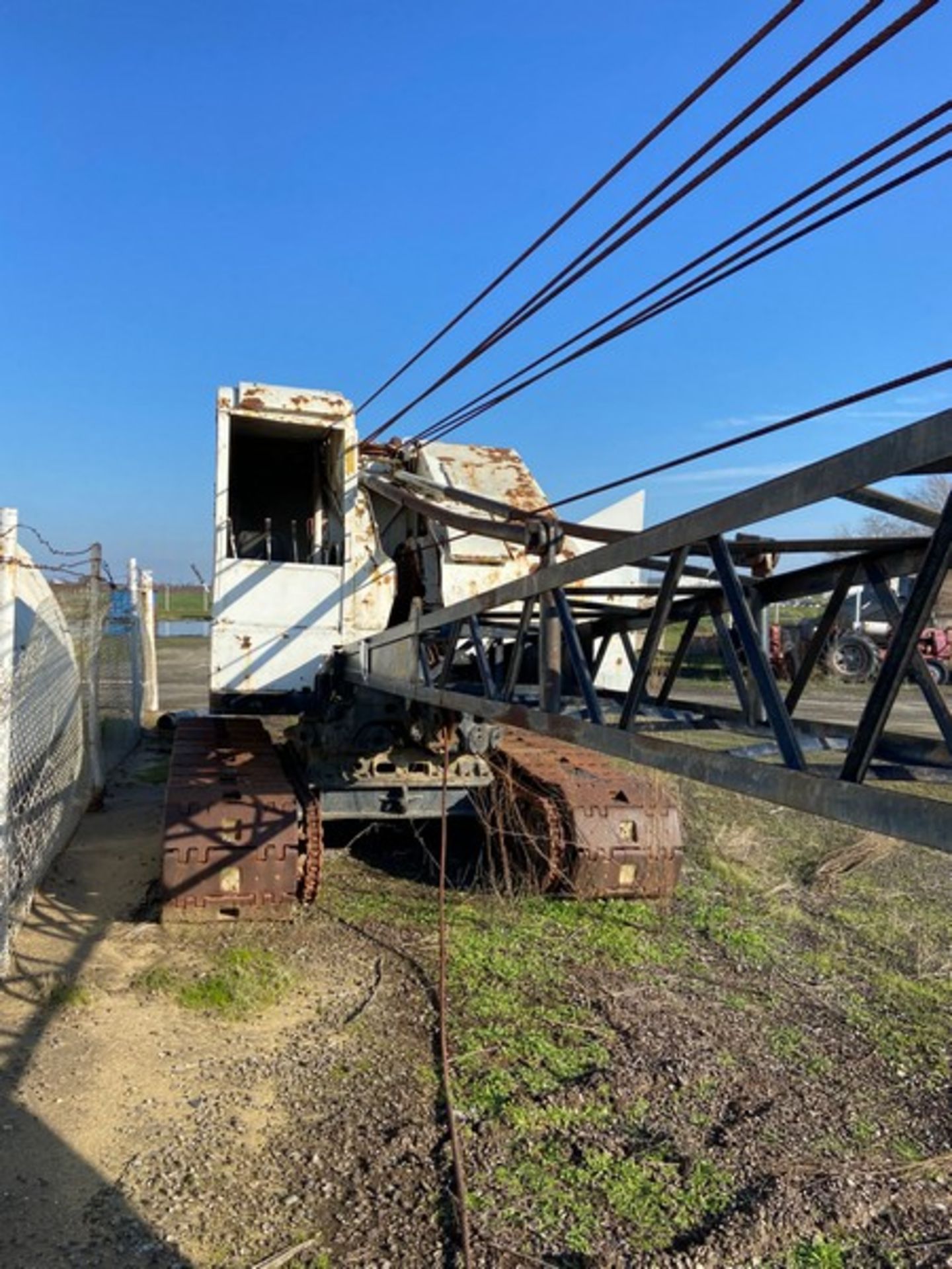 Outdoor Crane with Track Undercarriage (LOCATED IN ATWATER, CA) - Image 5 of 5