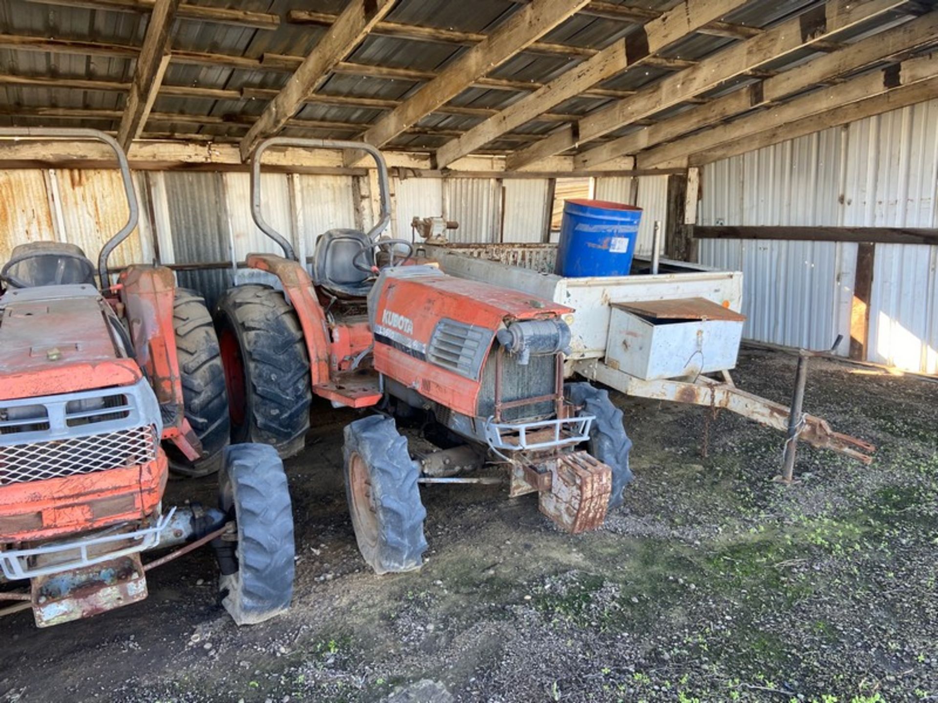 Kubota Tractor (LOCATED IN ATWATER, CA)