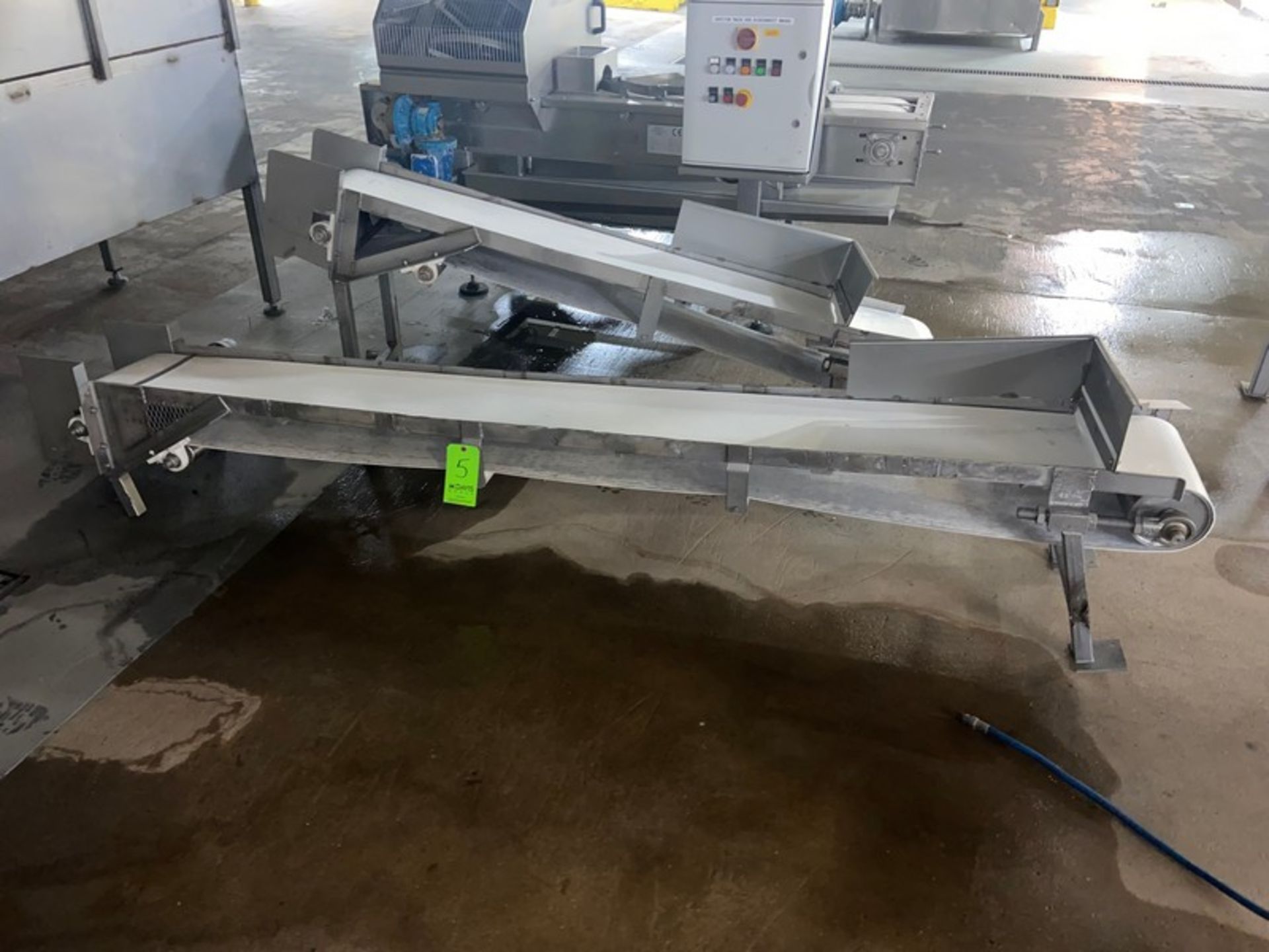 Straight Section of Conveyor, Aprox. 9 ft. L, with Aprox. 12” W Rubber Belt, Hydraulically Driven (