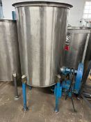 Used approximately 120 gallon stainless steel vertical tank. Approximately 30" diameter X 43"
